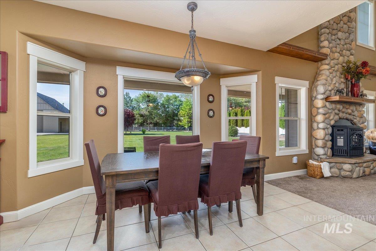 15344 Cupid Dr, Caldwell, Idaho 83607, 5 Bedrooms, 4 Bathrooms, Residential For Sale, Price $1,250,000, 98986041