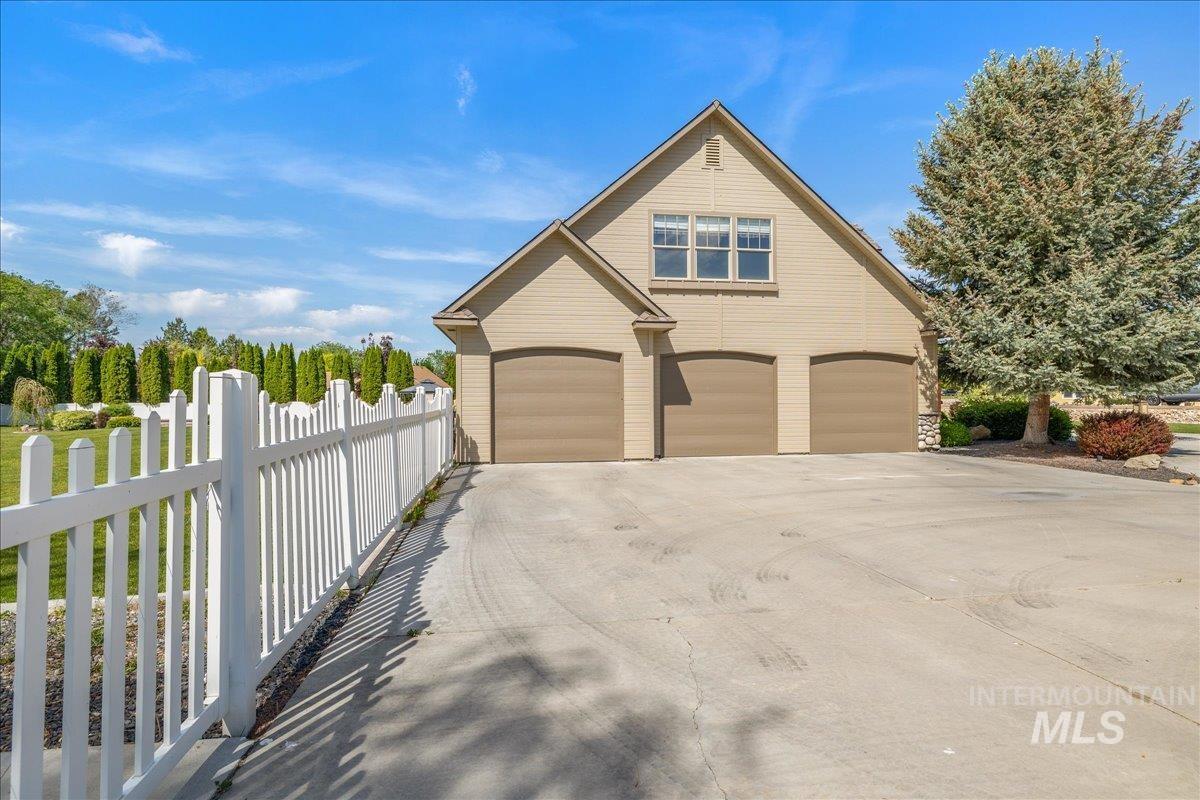 15344 Cupid Dr, Caldwell, Idaho 83607, 5 Bedrooms, 4 Bathrooms, Residential For Sale, Price $1,250,000, 98986041