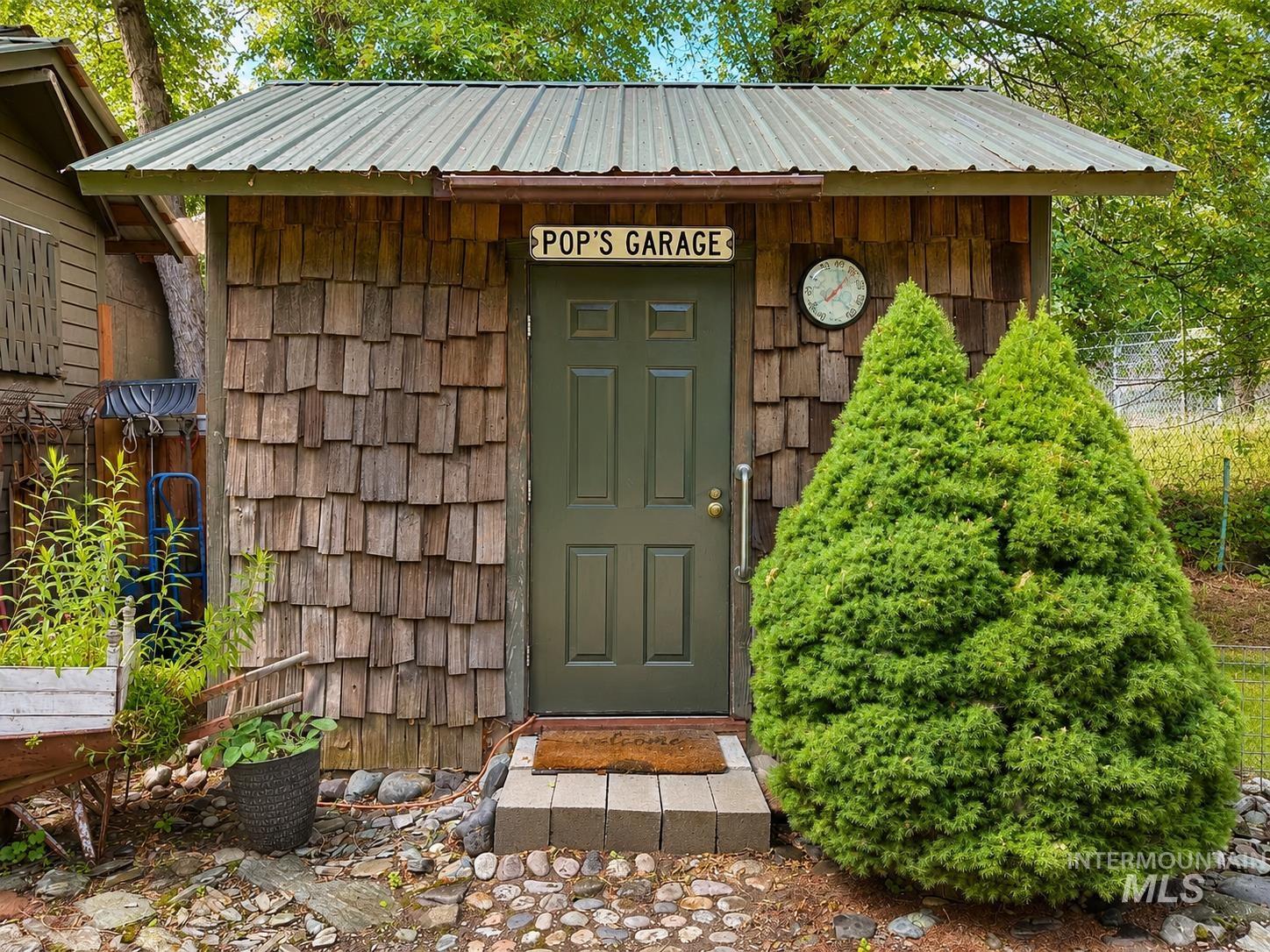 189 Heath Drive, Riggins, Idaho 83549, 3 Bedrooms, 2 Bathrooms, Residential For Sale, Price $649,000, 98986043