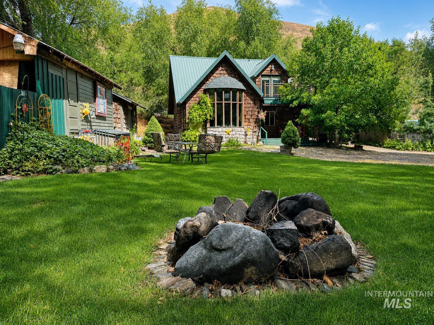 189 Heath Drive, Riggins, Idaho 83549, 3 Bedrooms, 2 Bathrooms, Residential For Sale, Price $649,000, 98986043