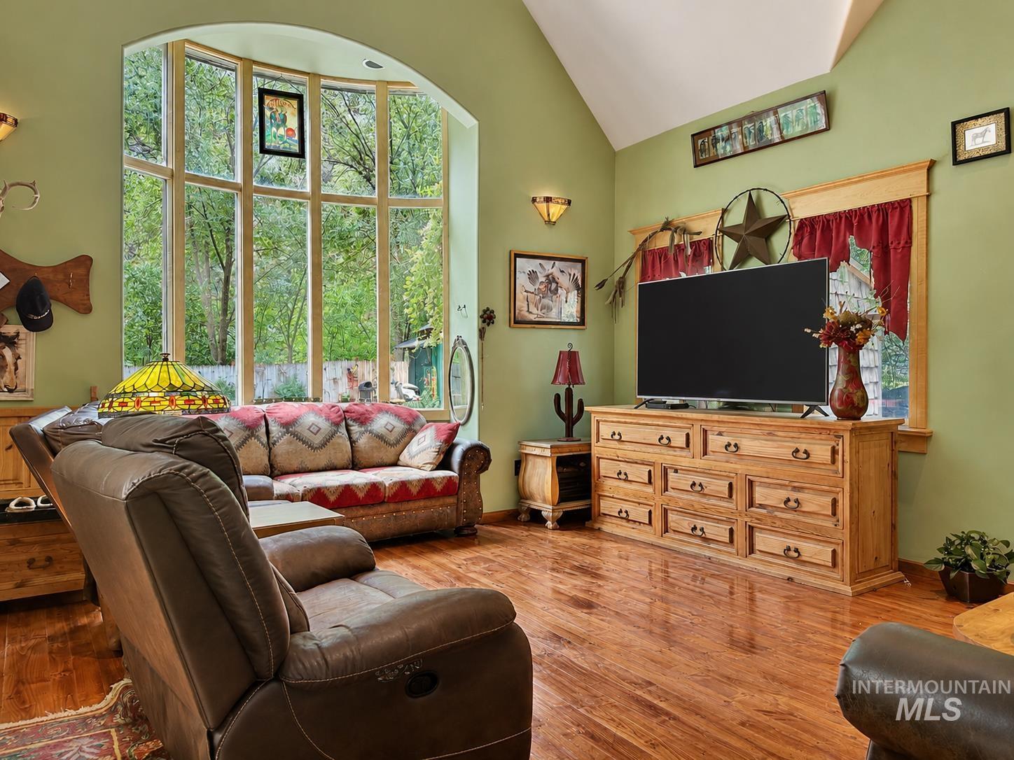 189 Heath Drive, Riggins, Idaho 83549, 3 Bedrooms, 2 Bathrooms, Residential For Sale, Price $649,000, 98986043