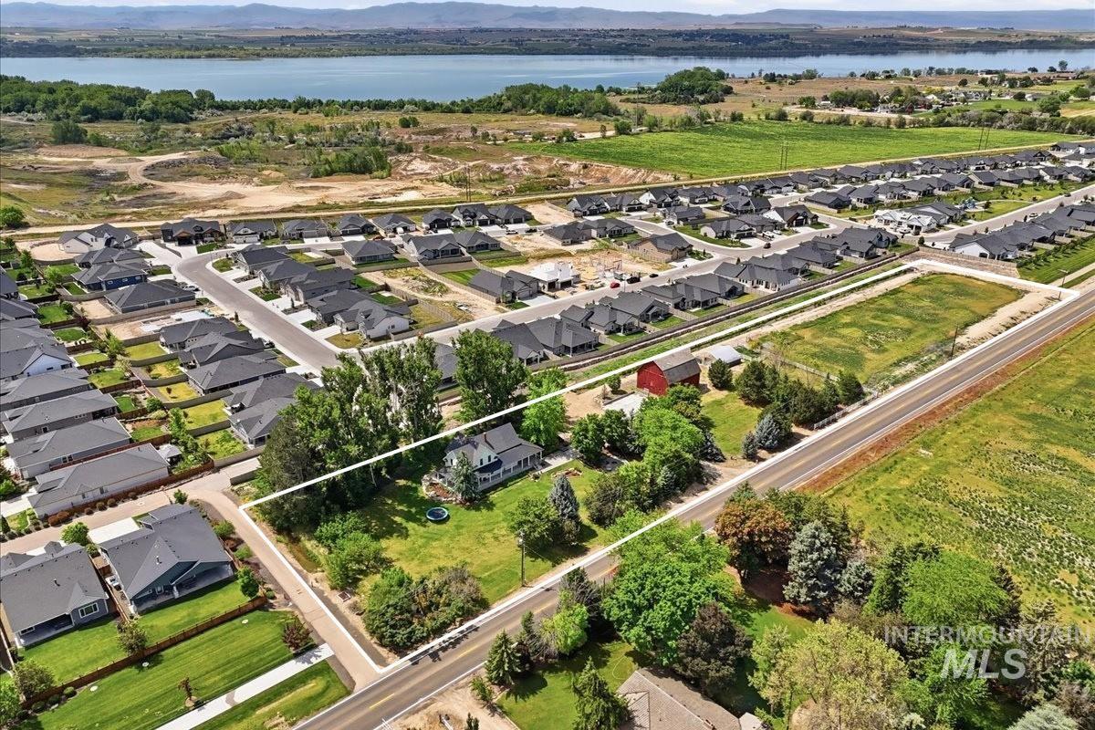 1811 W Greenhurst Rd, Nampa, Idaho 83686, 4 Bedrooms, 3.5 Bathrooms, Residential For Sale, Price $1,095,000, 98986044