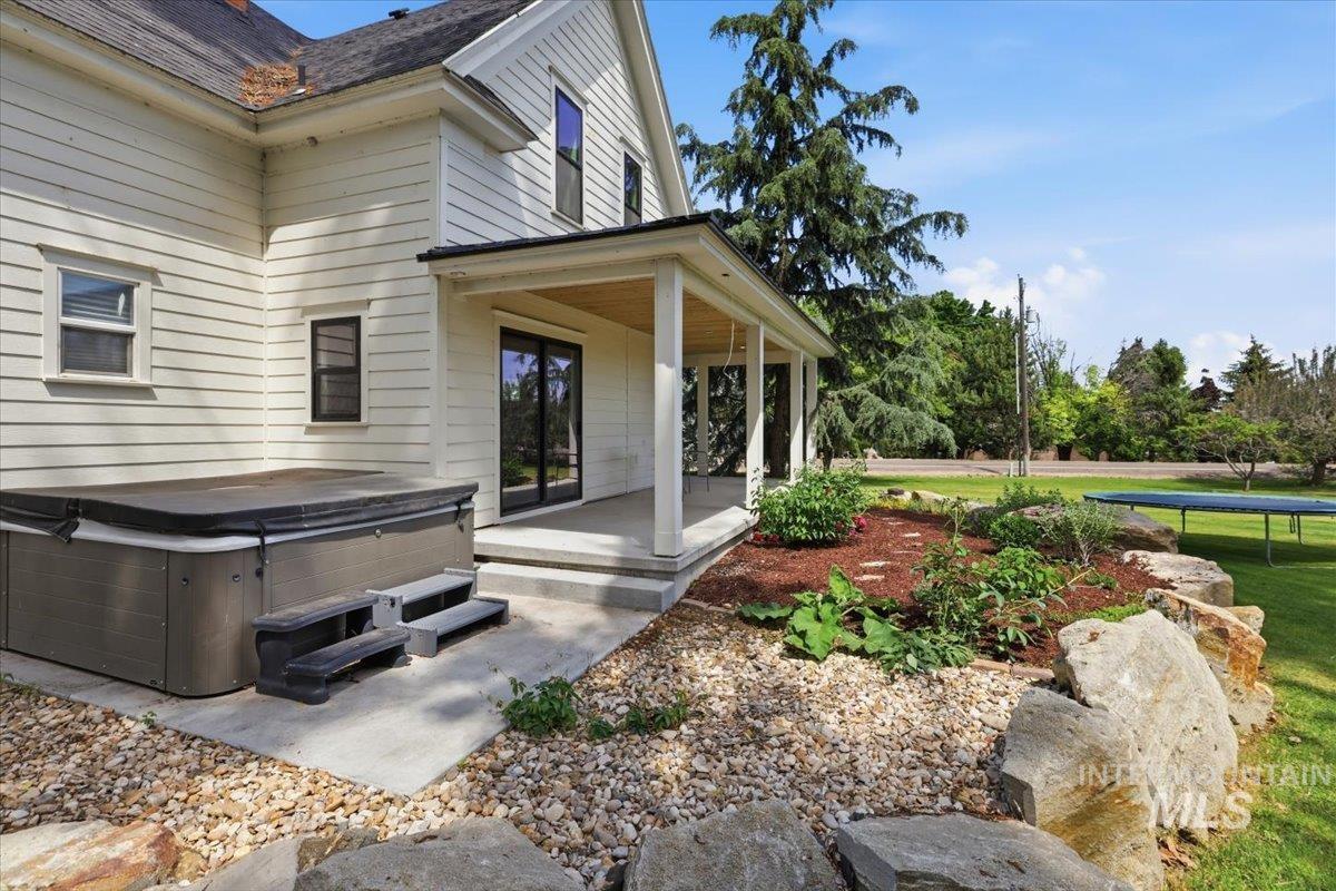 1811 W Greenhurst Rd, Nampa, Idaho 83686, 4 Bedrooms, 3.5 Bathrooms, Residential For Sale, Price $1,095,000, 98986044
