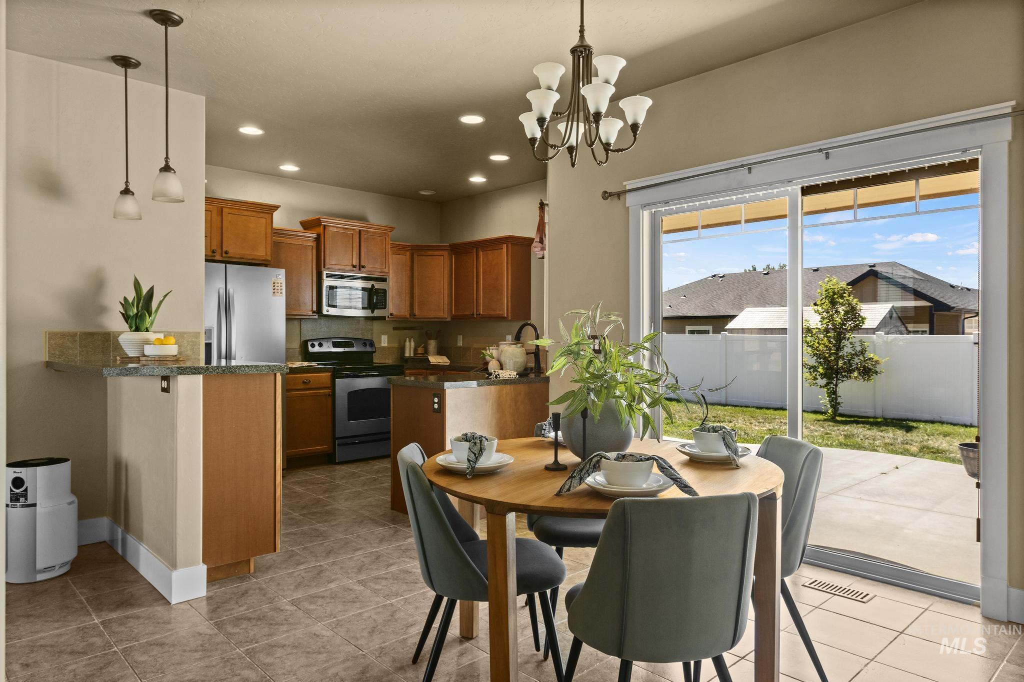 1045 W 12th South, Mountain Home, Idaho 83647, 3 Bedrooms, 2 Bathrooms, Residential For Sale, Price $374,900, 98986045