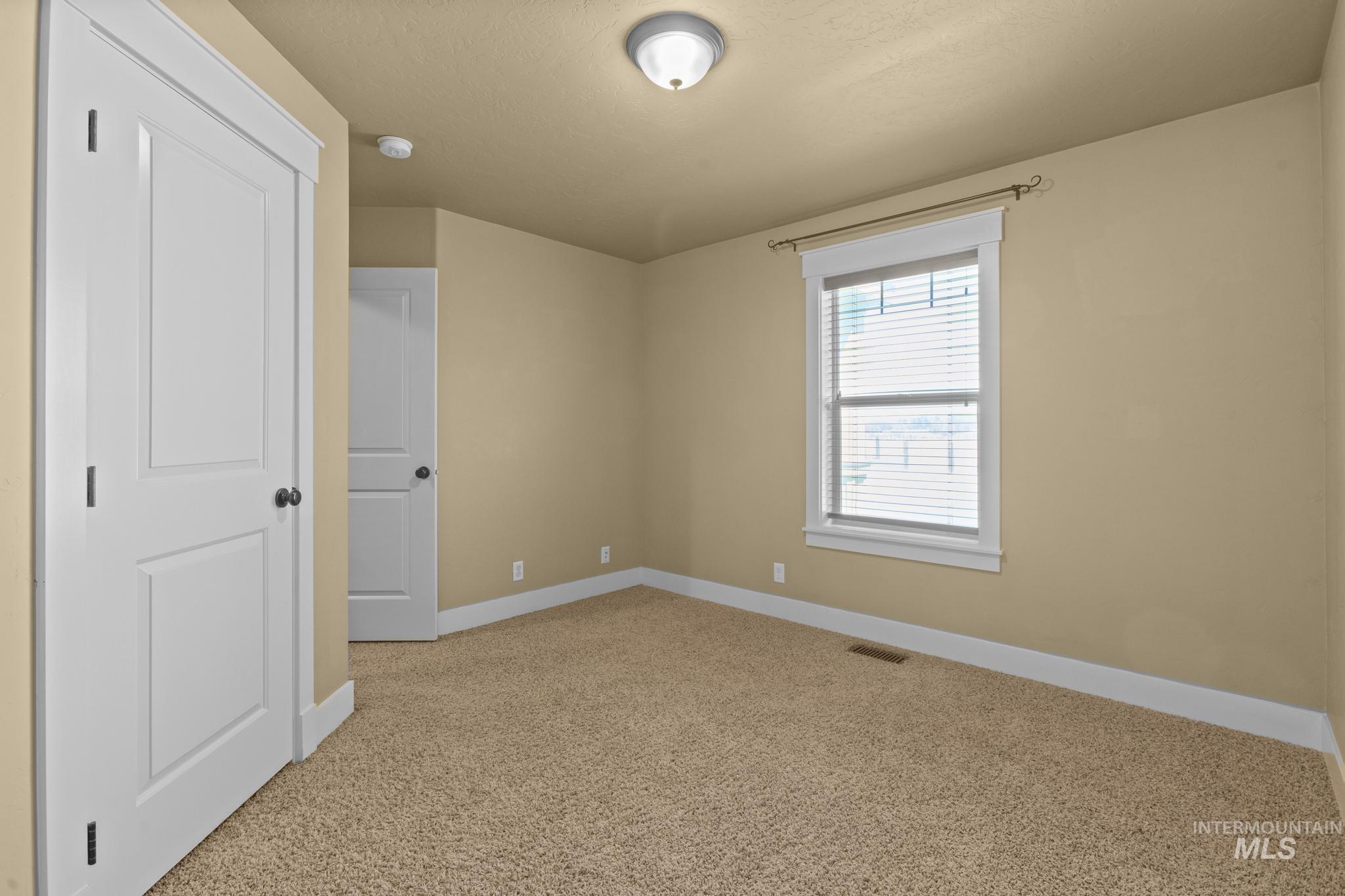 1045 W 12th South, Mountain Home, Idaho 83647, 3 Bedrooms, 2 Bathrooms, Residential For Sale, Price $374,900, 98986045