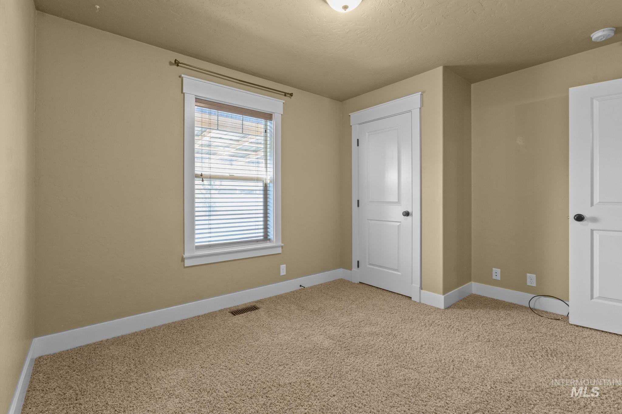 1045 W 12th South, Mountain Home, Idaho 83647, 3 Bedrooms, 2 Bathrooms, Residential For Sale, Price $374,900, 98986045