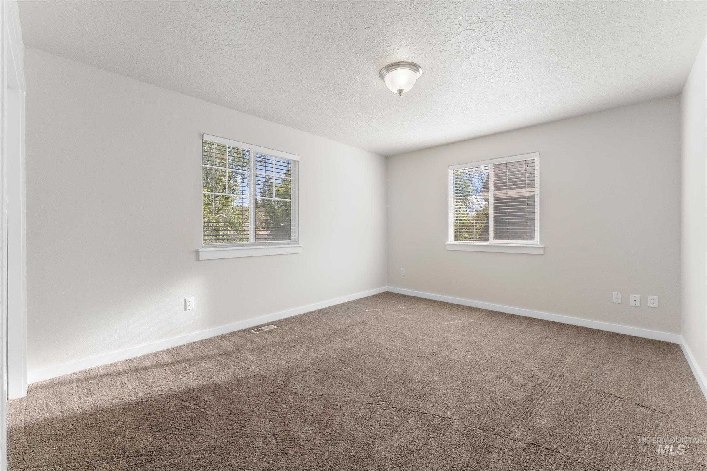 1251 E Palermo St, Meridian, Idaho 83642, 5 Bedrooms, 2.5 Bathrooms, Residential For Sale, Price $544,000, 98986049