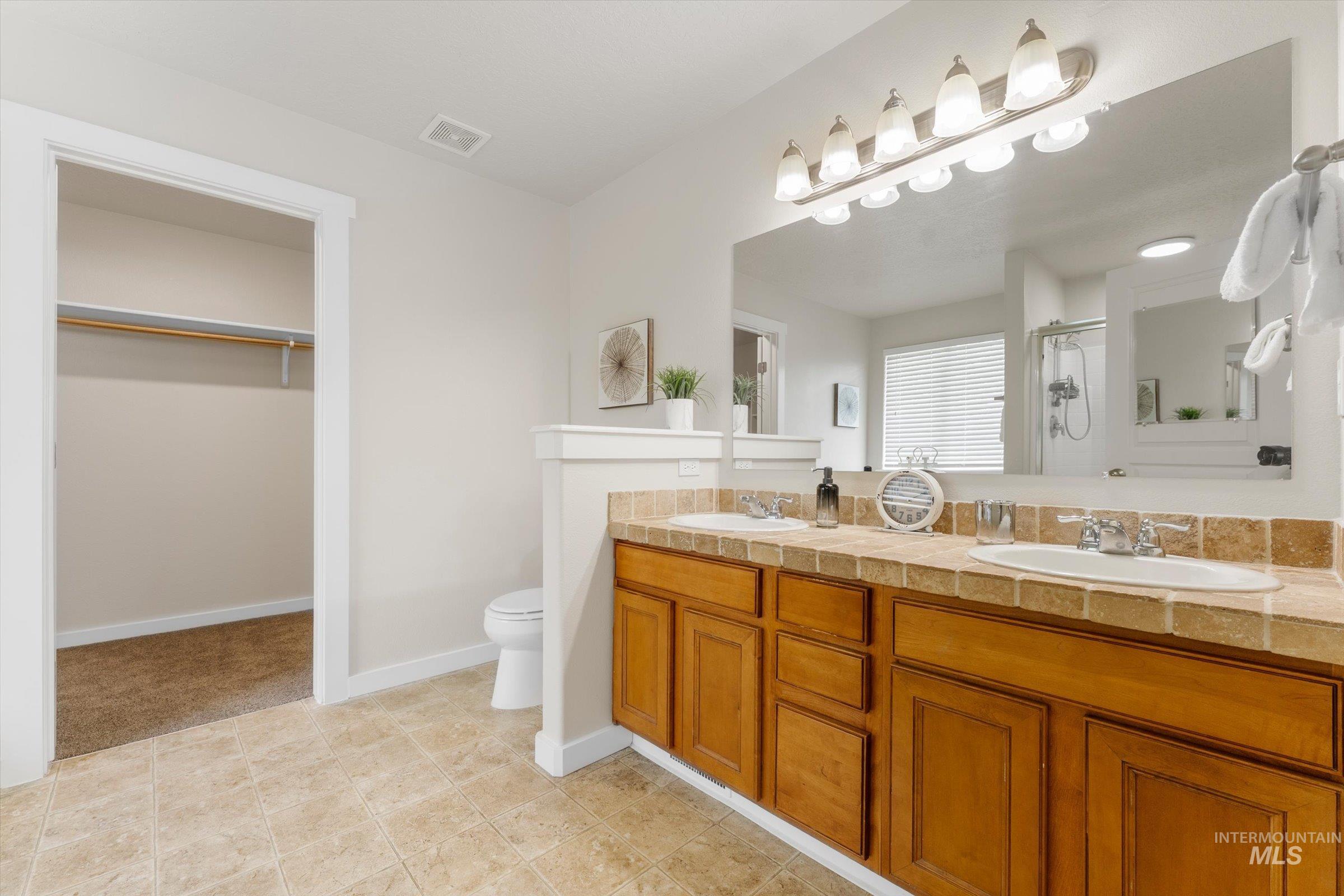 1251 E Palermo St, Meridian, Idaho 83642, 5 Bedrooms, 2.5 Bathrooms, Residential For Sale, Price $544,000, 98986049