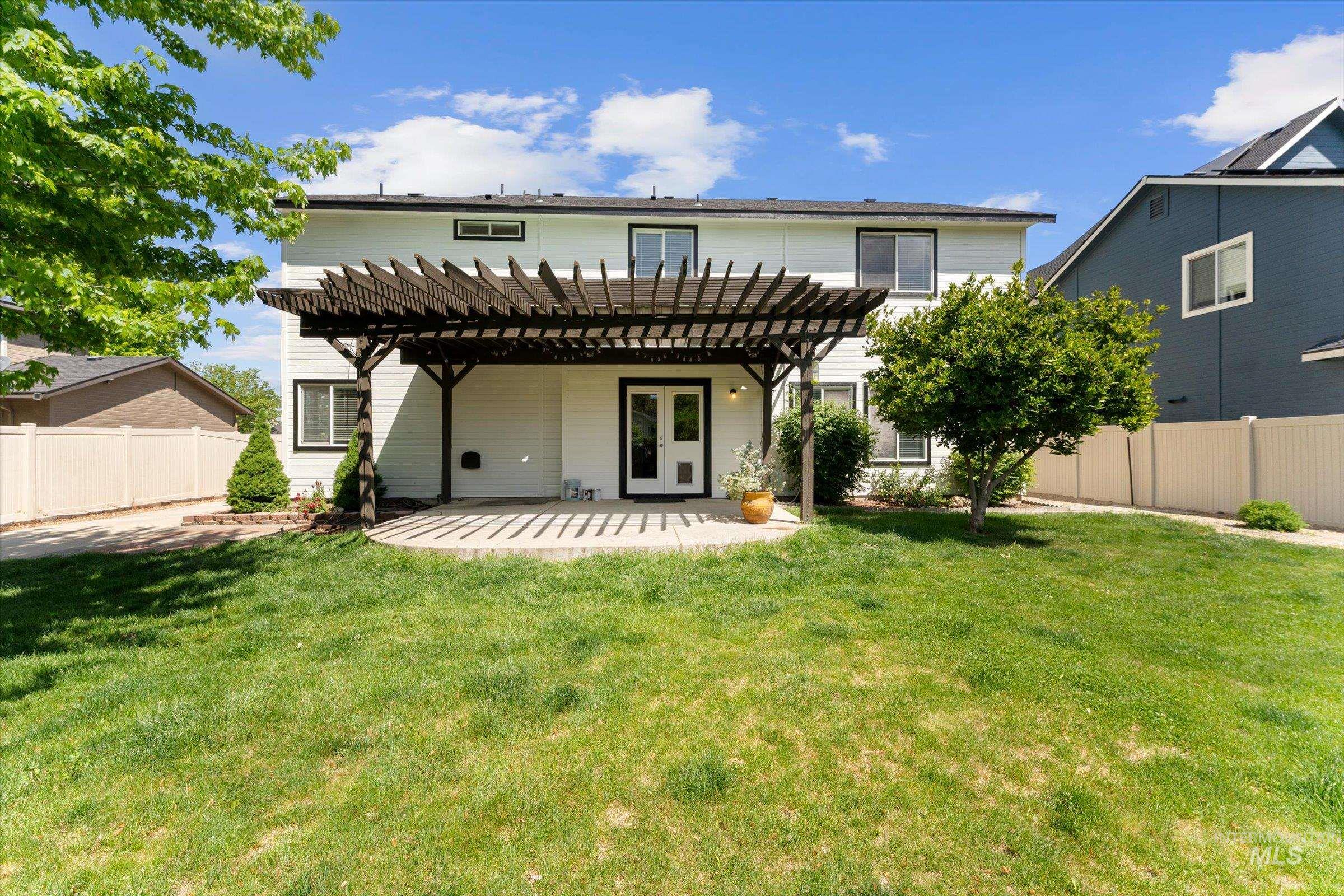 1251 E Palermo St, Meridian, Idaho 83642, 5 Bedrooms, 2.5 Bathrooms, Residential For Sale, Price $544,000, 98986049