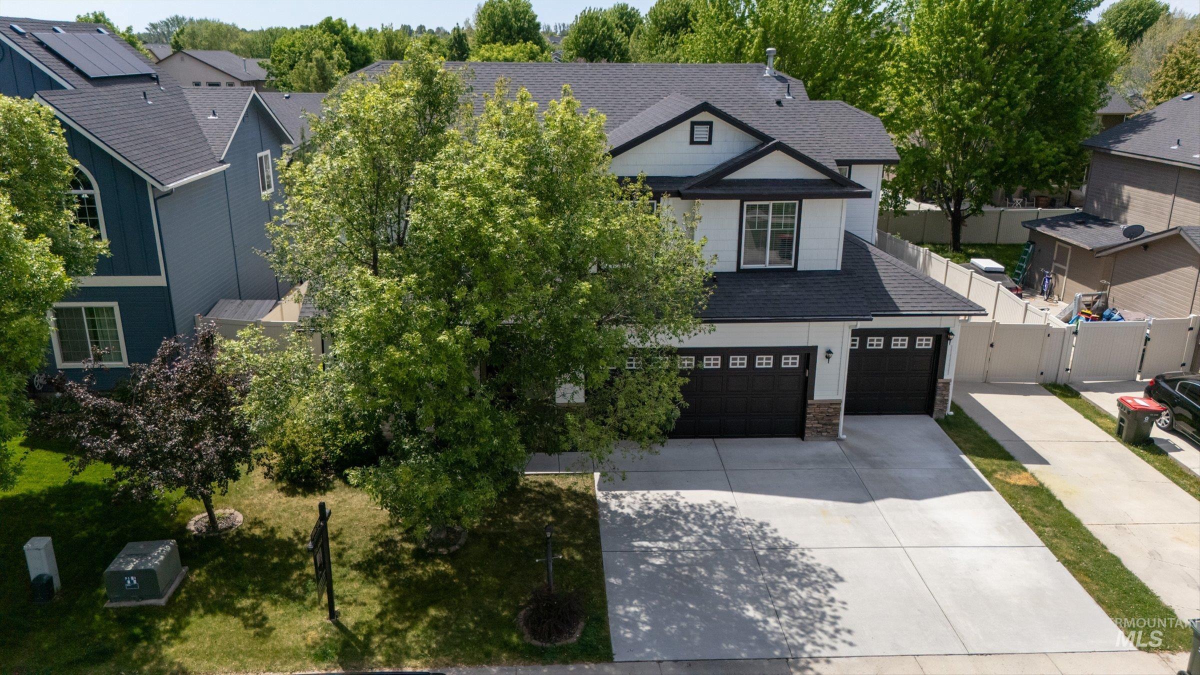 1251 E Palermo St, Meridian, Idaho 83642, 5 Bedrooms, 2.5 Bathrooms, Residential For Sale, Price $544,000, 98986049