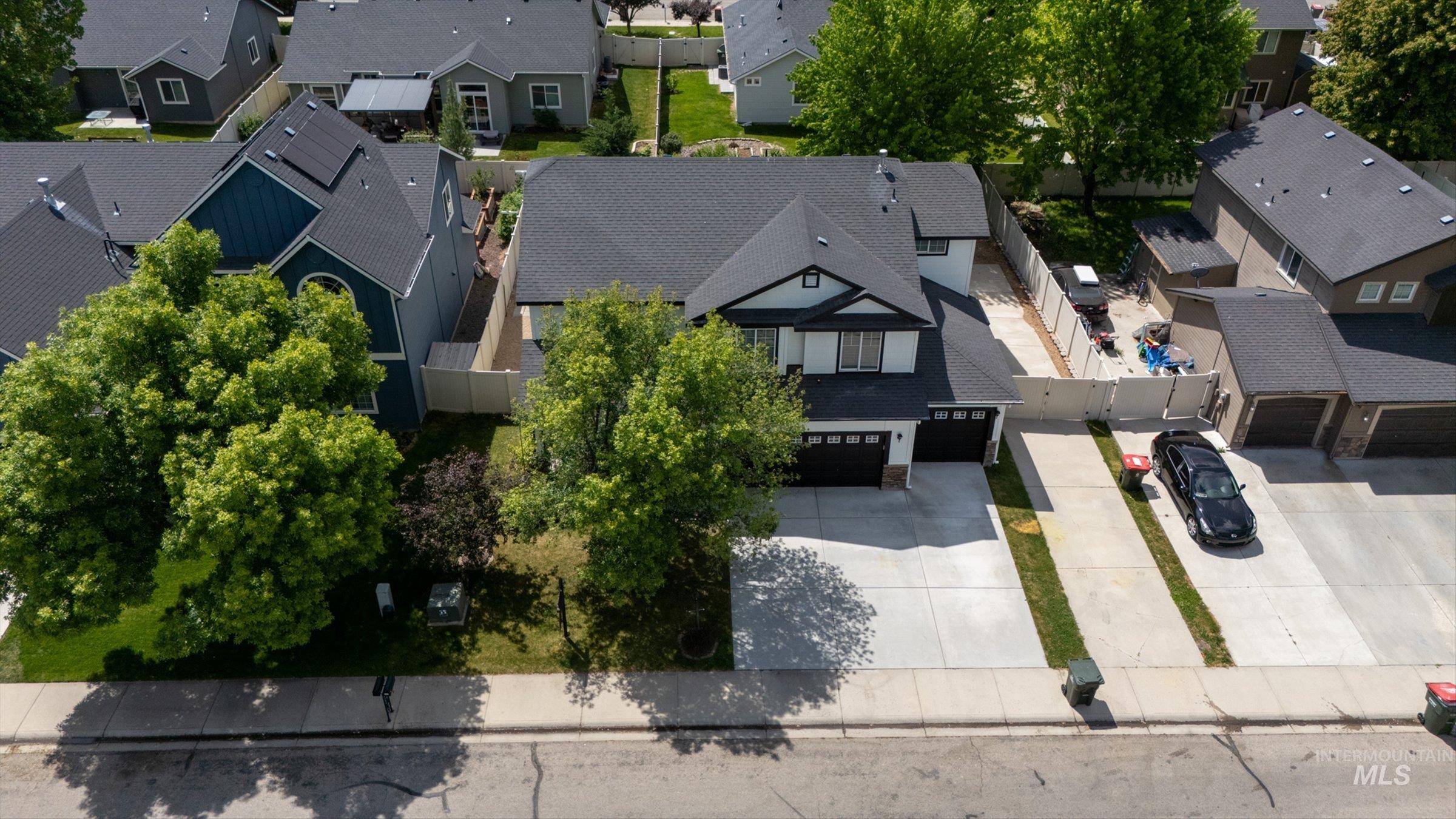 1251 E Palermo St, Meridian, Idaho 83642, 5 Bedrooms, 2.5 Bathrooms, Residential For Sale, Price $544,000, 98986049