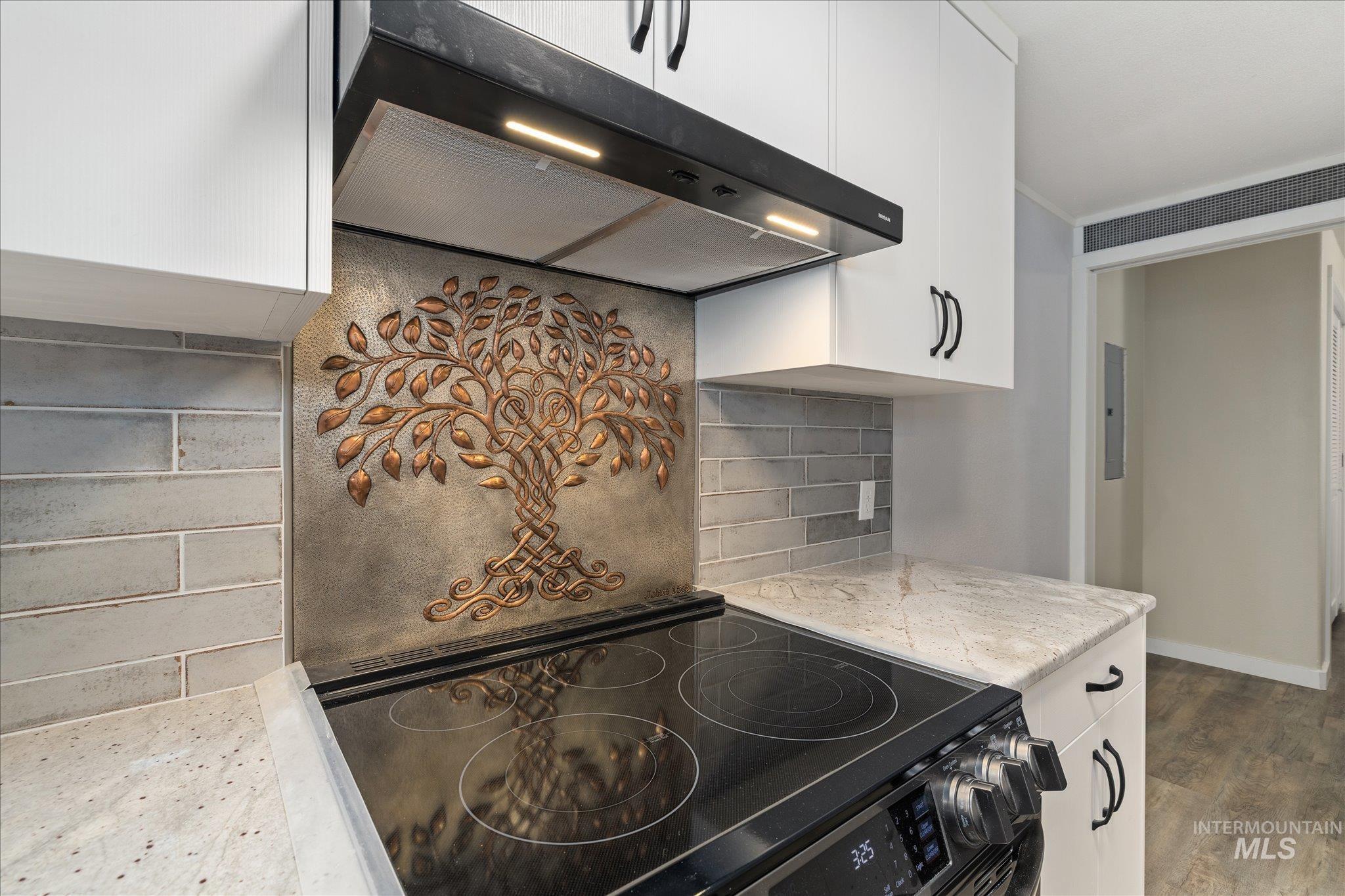 5531 N N Sudley Ln, Boise, Idaho 83714, 2 Bedrooms, 2 Bathrooms, Residential For Sale, Price $115,000, 98986052