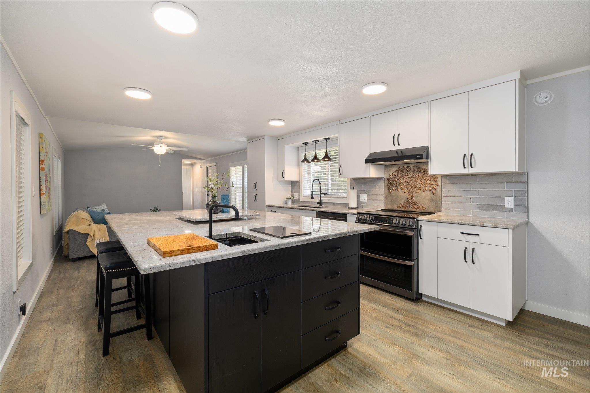 5531 N N Sudley Ln, Boise, Idaho 83714, 2 Bedrooms, 2 Bathrooms, Residential For Sale, Price $115,000, 98986052