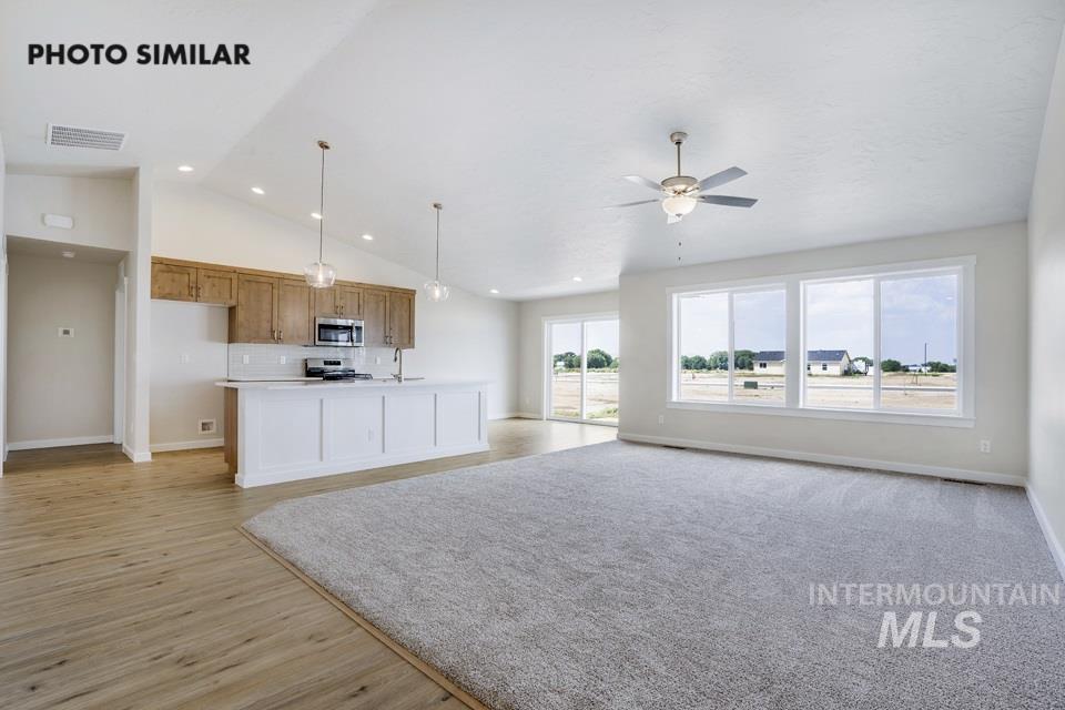 1652 Haystack Rd, Emmett, Idaho 83617, 4 Bedrooms, 2 Bathrooms, Residential For Sale, Price $434,799, 98986054