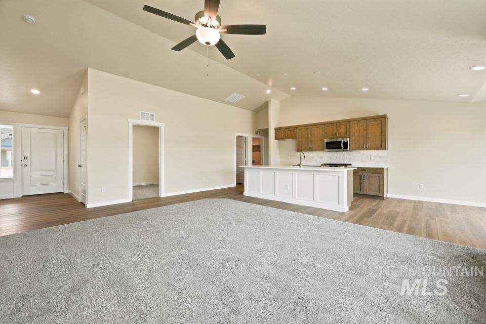 1652 Haystack Rd, Emmett, Idaho 83617, 4 Bedrooms, 2 Bathrooms, Residential For Sale, Price $434,799,MLS 98986054