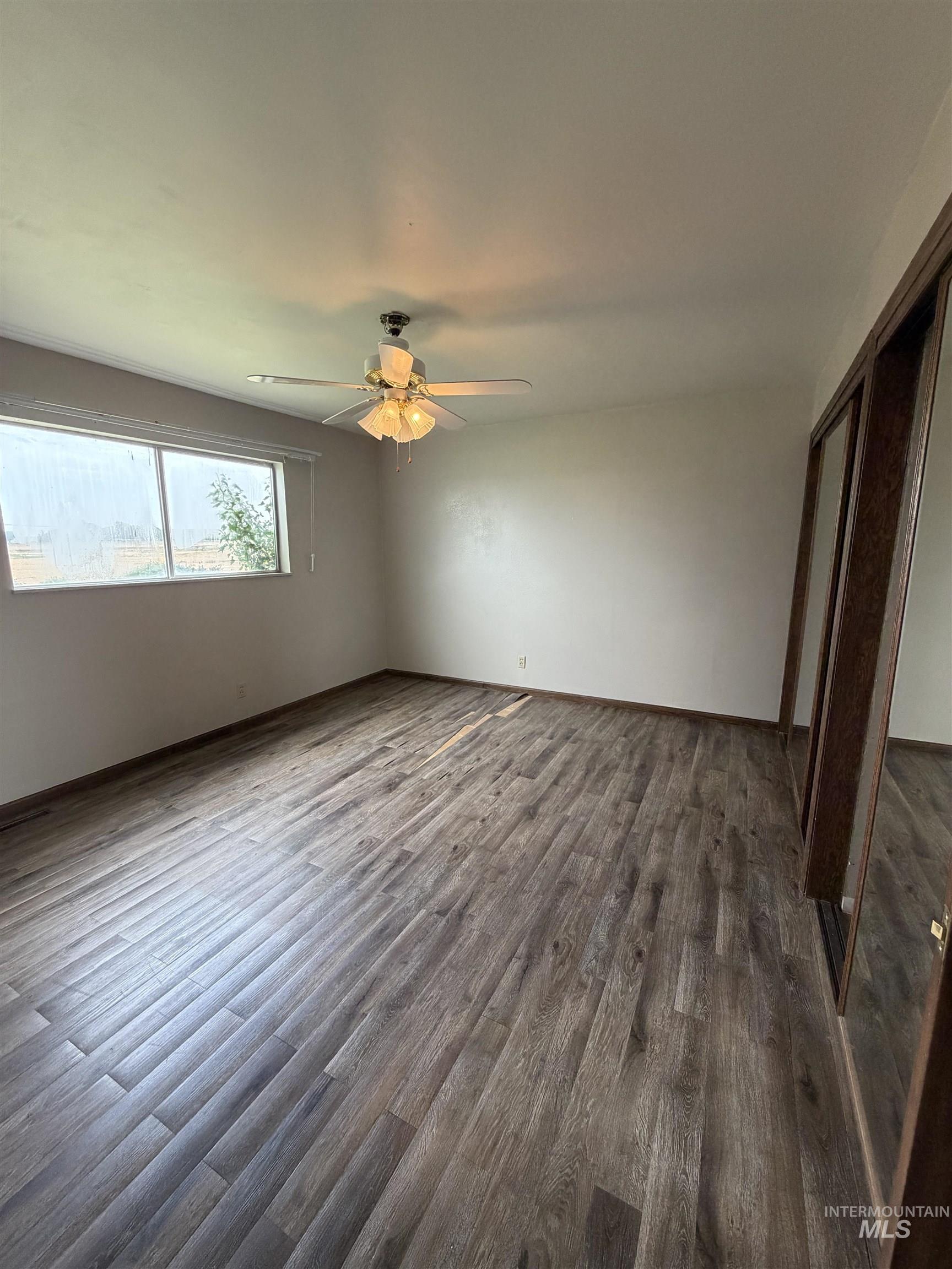 970 W Black Canyon Hwy, Emmett, Idaho 83617, 5 Bedrooms, 2 Bathrooms, Residential For Sale, Price $549,000, 98986055