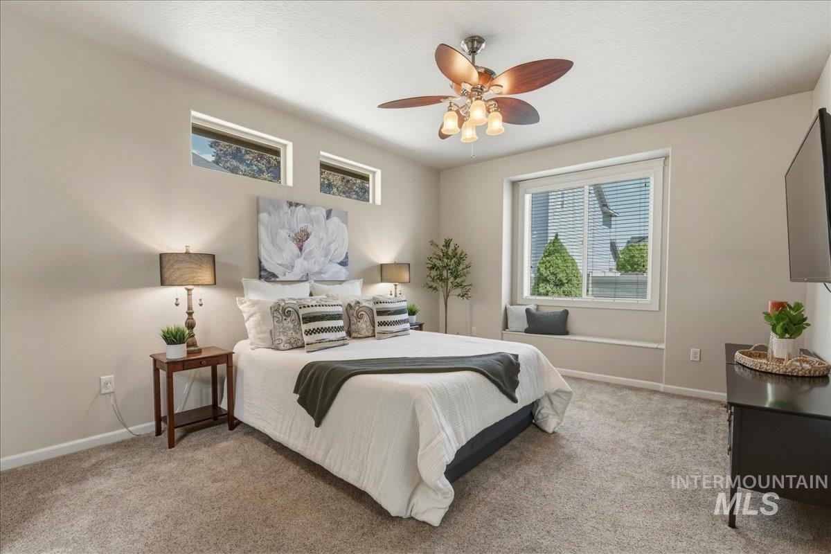 6064 N Saguaro Hills Ave, Meridian, Idaho 83646, 3 Bedrooms, 2 Bathrooms, Residential For Sale, Price $475,000, 98986057