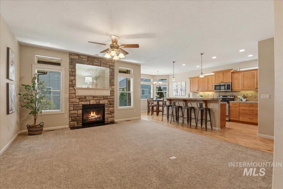 6064 N Saguaro Hills Ave, Meridian, Idaho 83646, 3 Bedrooms, 2 Bathrooms, Residential For Sale, Price $475,000, 98986057