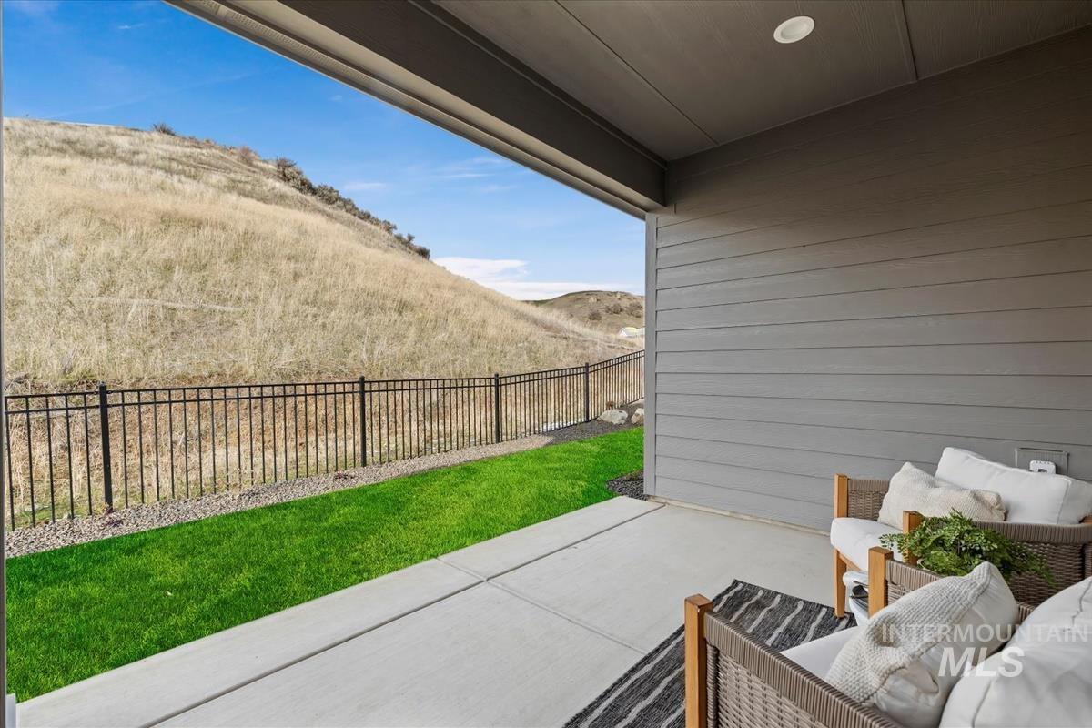 6408 E One Tree Pl., Eagle, Idaho 83629, 4 Bedrooms, 3 Bathrooms, Residential For Sale, Price $784,880, 98986058