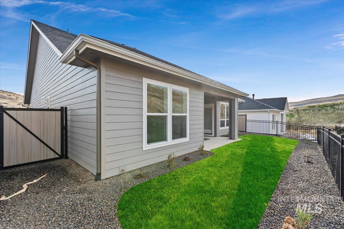 6408 E One Tree Pl., Eagle, Idaho 83629, 4 Bedrooms, 3 Bathrooms, Residential For Sale, Price $784,880, 98986058