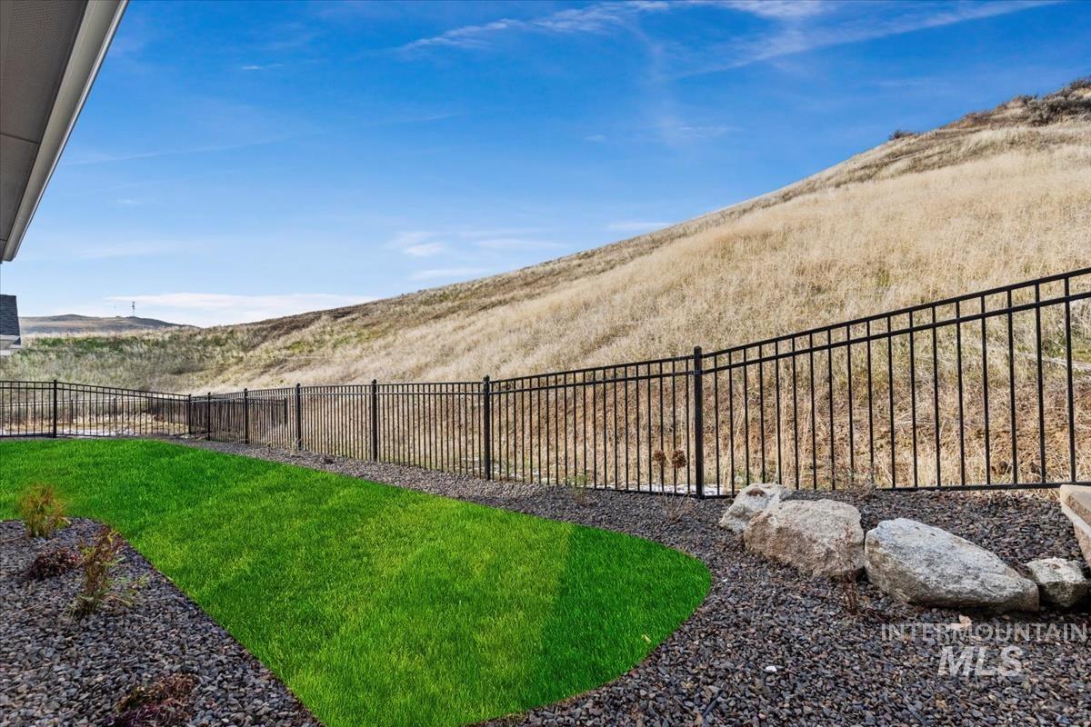 6408 E One Tree Pl., Eagle, Idaho 83629, 4 Bedrooms, 3 Bathrooms, Residential For Sale, Price $784,880, 98986058