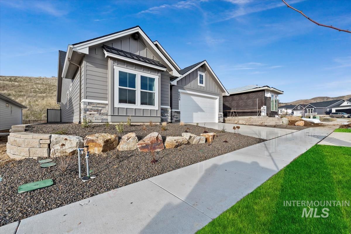 6408 E One Tree Pl., Eagle, Idaho 83629, 4 Bedrooms, 3 Bathrooms, Residential For Sale, Price $784,880, 98986058