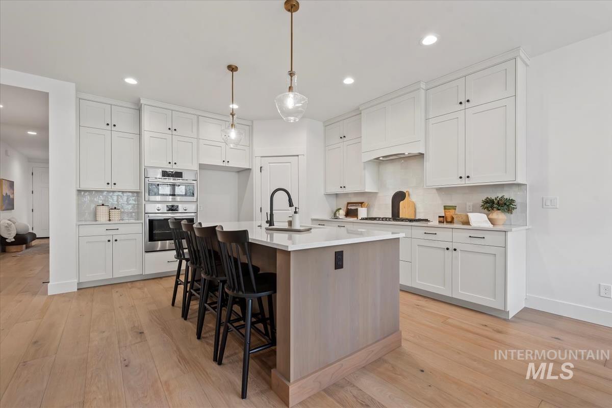 6408 E One Tree Pl., Eagle, Idaho 83629, 4 Bedrooms, 3 Bathrooms, Residential For Sale, Price $784,880, 98986058