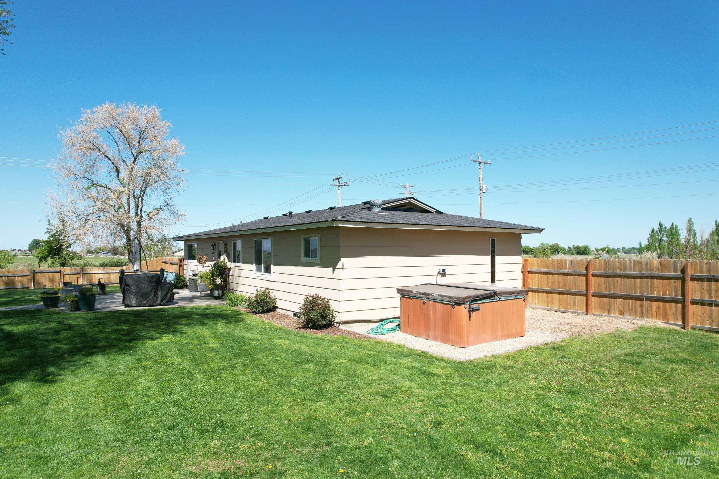 11855 W Hubbard Road, Kuna, Idaho 83634, 4 Bedrooms, 2 Bathrooms, Residential For Sale, Price $1,700,000,MLS 98986059