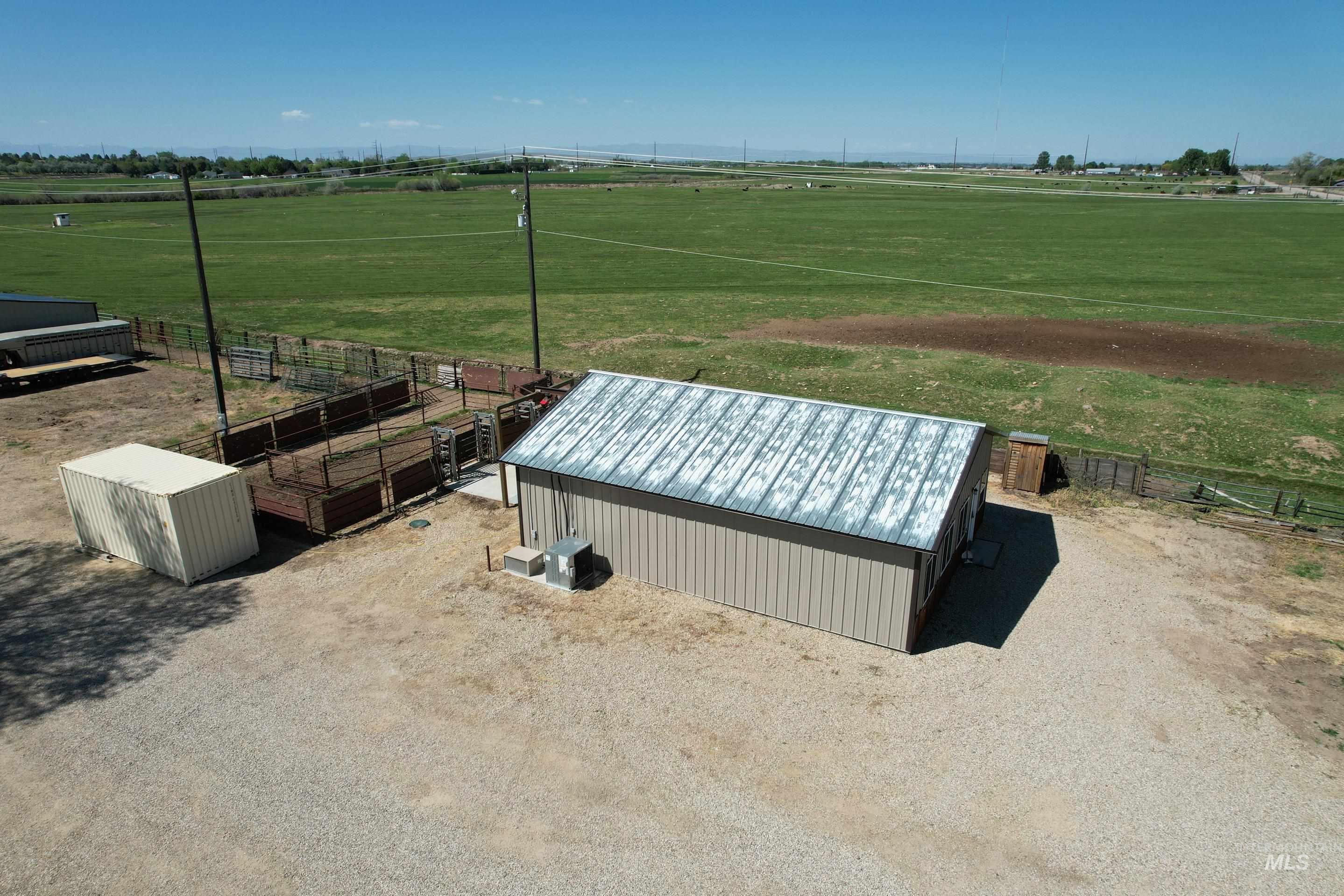 11855 W Hubbard Road, Kuna, Idaho 83634, 4 Bedrooms, 2 Bathrooms, Residential For Sale, Price $1,700,000,MLS 98986059