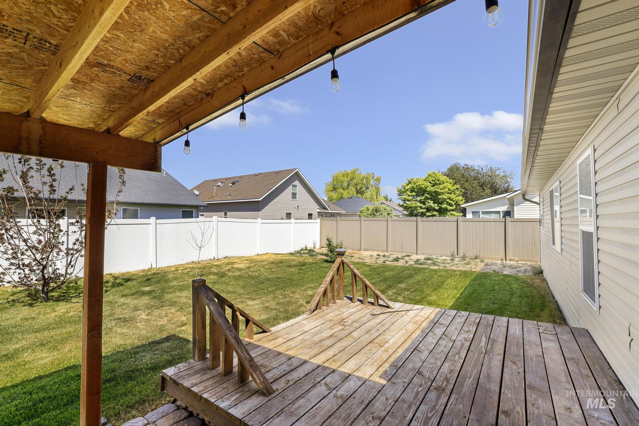 1076 Arrow Wood Ct, Twin Falls, Idaho 83301, 4 Bedrooms, 2 Bathrooms, Residential For Sale, Price $350,000, 98986062