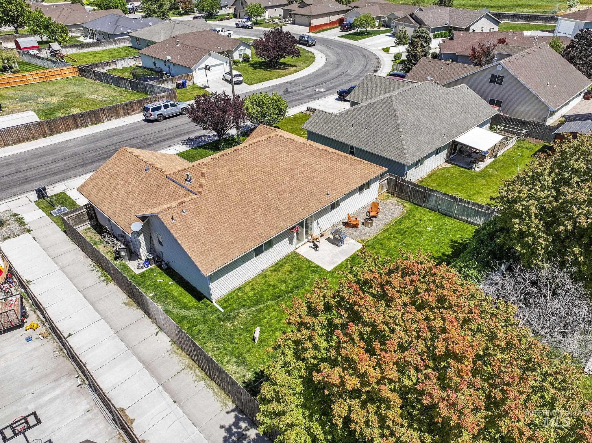 1144 Cortes Loop, Twin Falls, Idaho 83301, 3 Bedrooms, 2 Bathrooms, Residential For Sale, Price $335,000, 98986063
