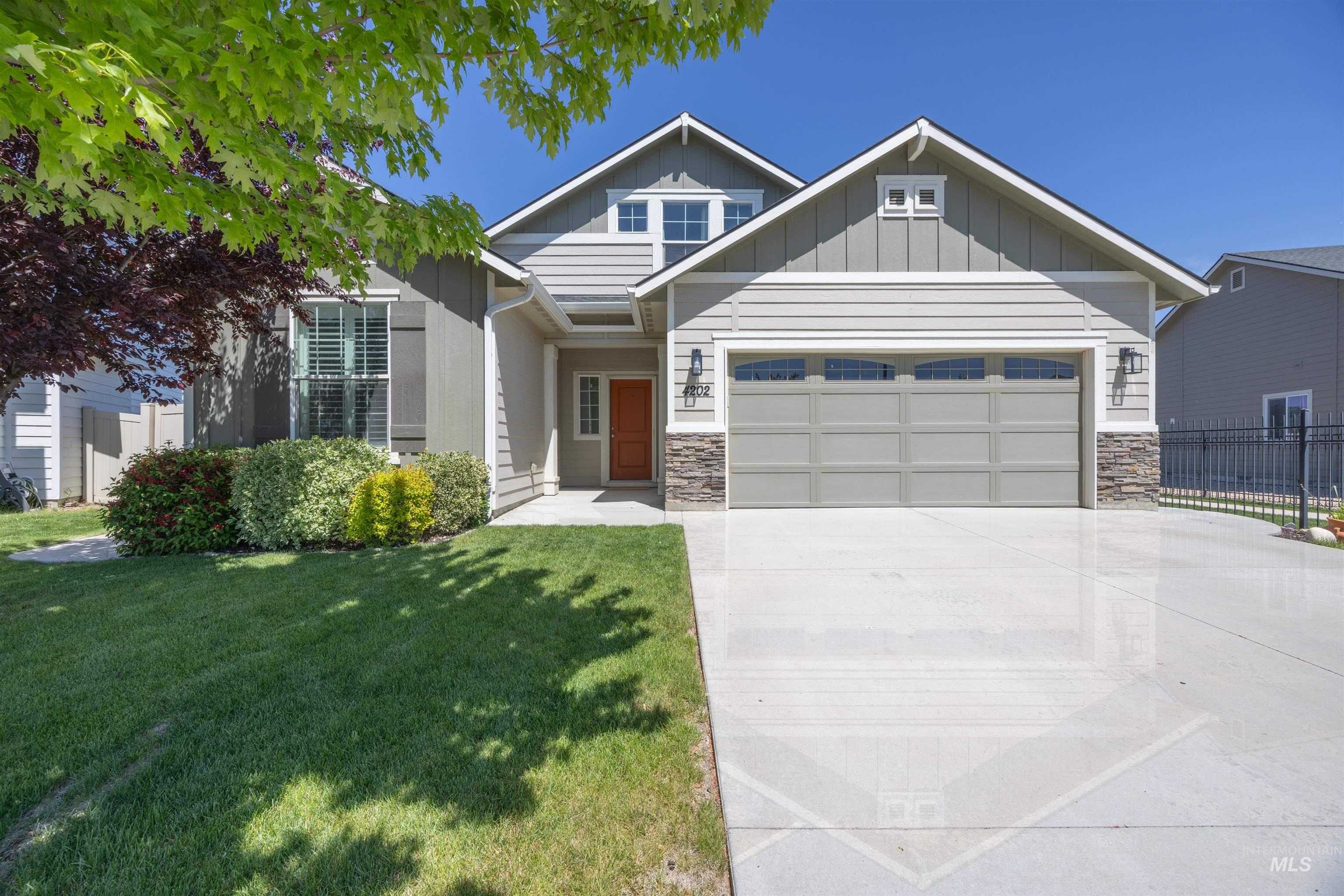 4202 W Peak Cloud Dr, Meridian, Idaho 83642, 3 Bedrooms, 2 Bathrooms, Residential For Sale, Price $484,900, 98986064