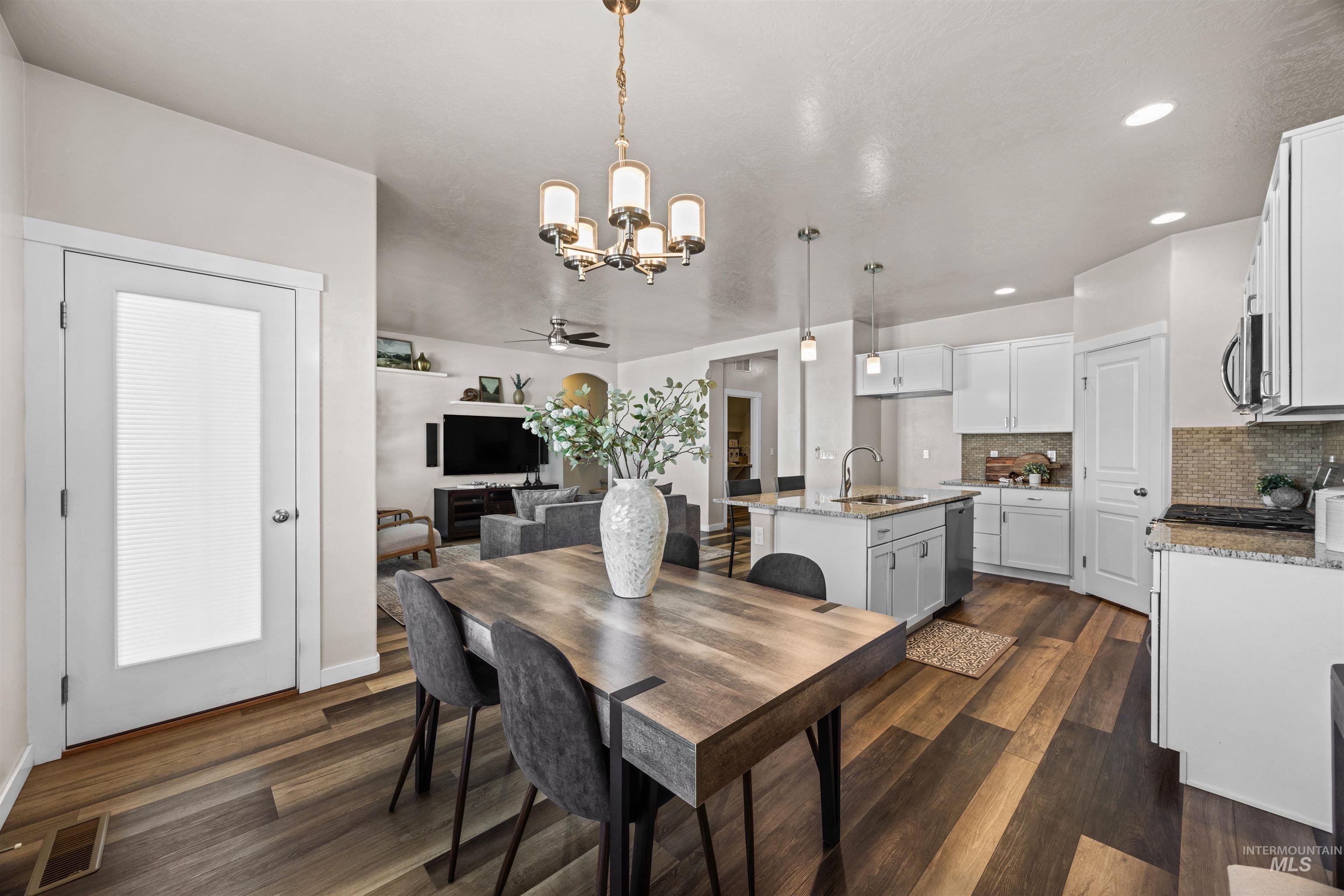 4202 W Peak Cloud Dr, Meridian, Idaho 83642, 3 Bedrooms, 2 Bathrooms, Residential For Sale, Price $484,900, 98986064