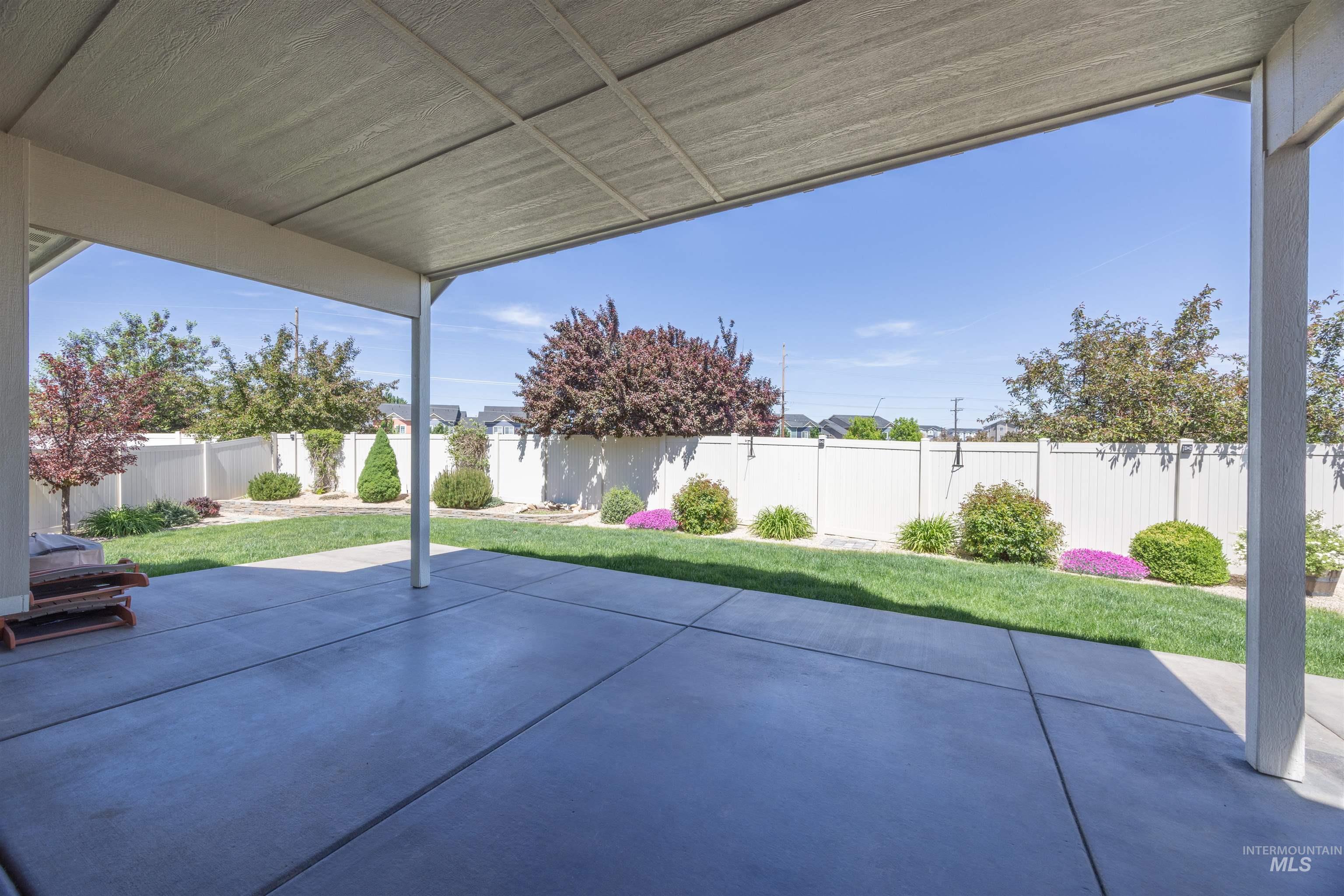 4202 W Peak Cloud Dr, Meridian, Idaho 83642, 3 Bedrooms, 2 Bathrooms, Residential For Sale, Price $484,900, 98986064