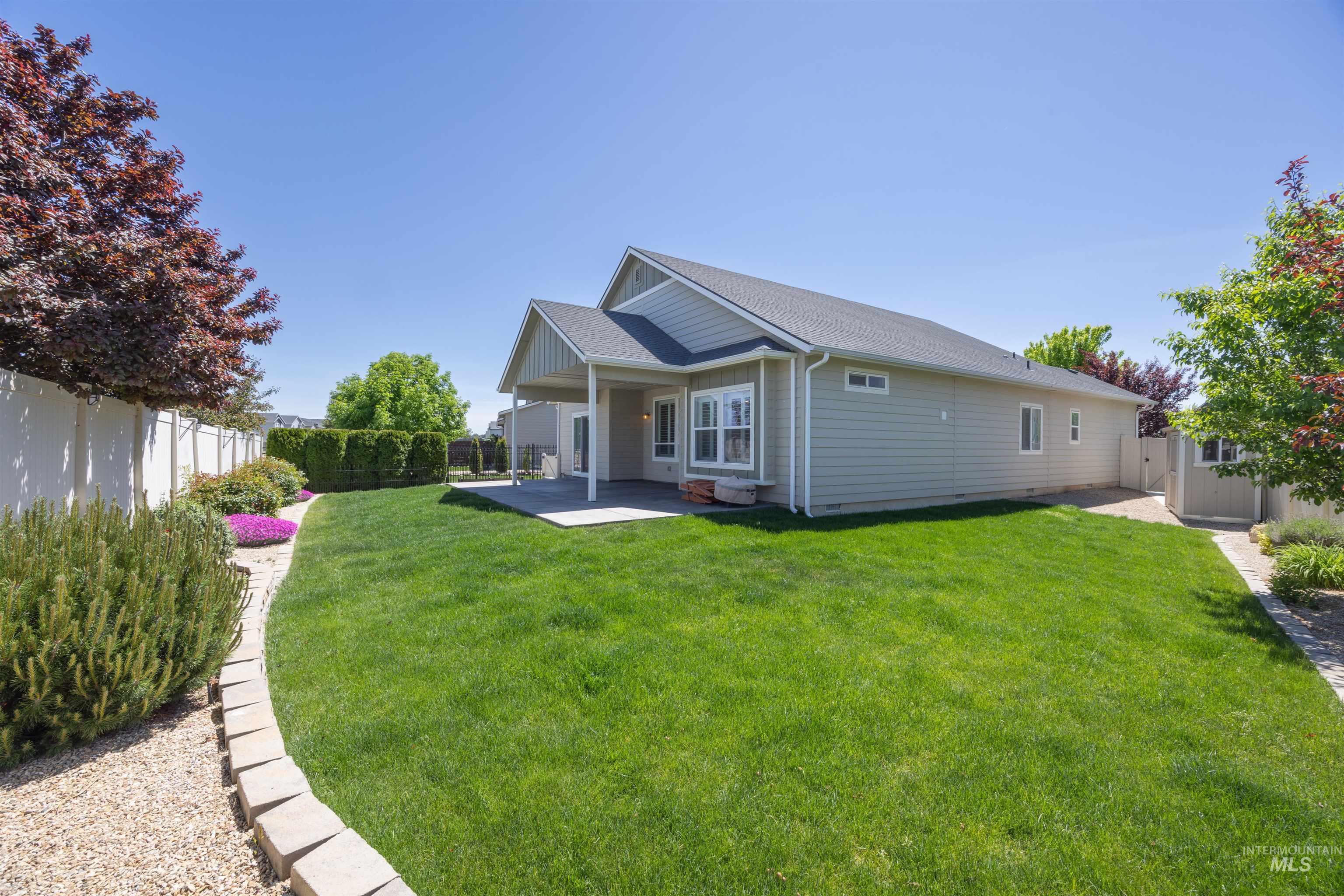 4202 W Peak Cloud Dr, Meridian, Idaho 83642, 3 Bedrooms, 2 Bathrooms, Residential For Sale, Price $484,900, 98986064
