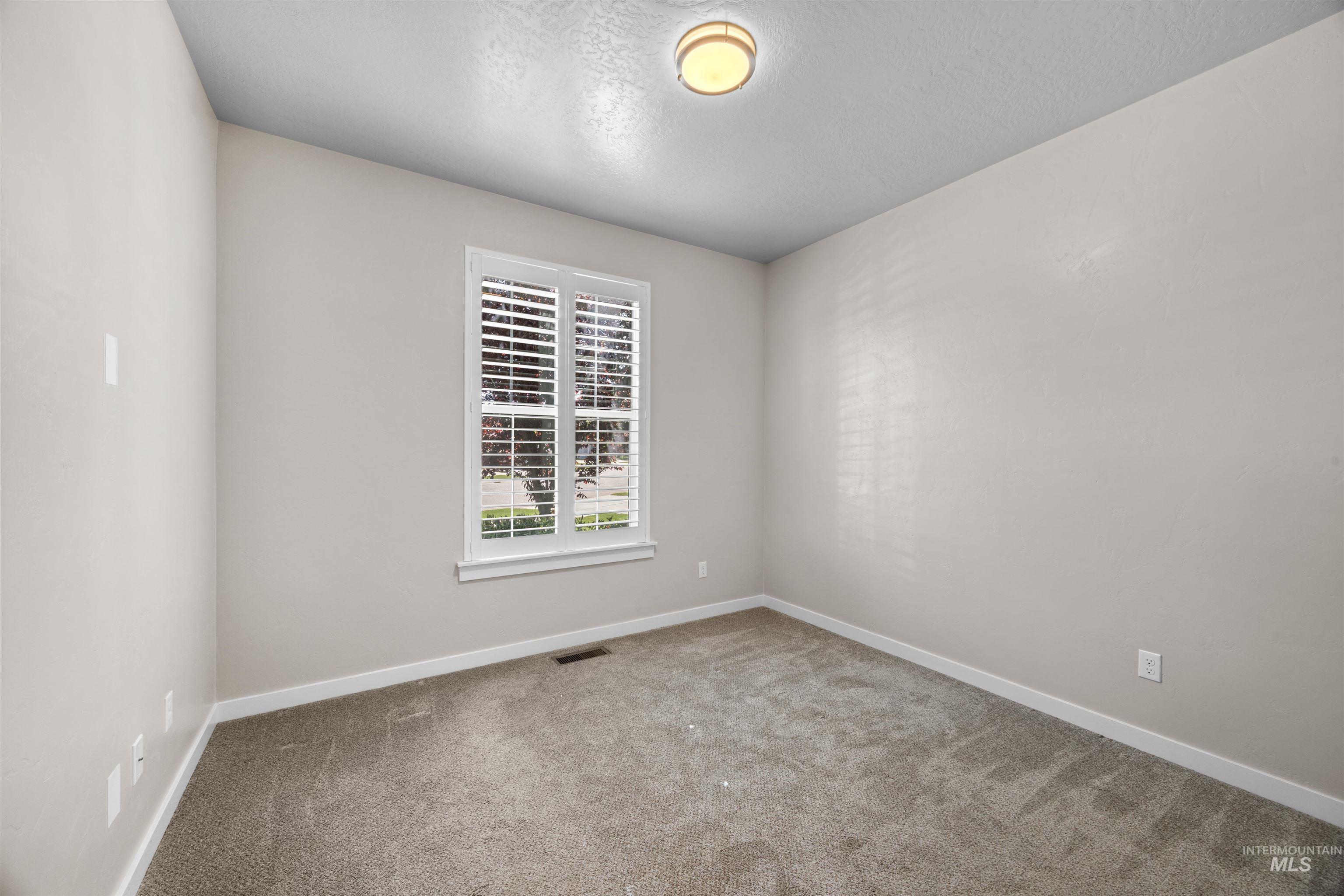 4202 W Peak Cloud Dr, Meridian, Idaho 83642, 3 Bedrooms, 2 Bathrooms, Residential For Sale, Price $484,900, 98986064