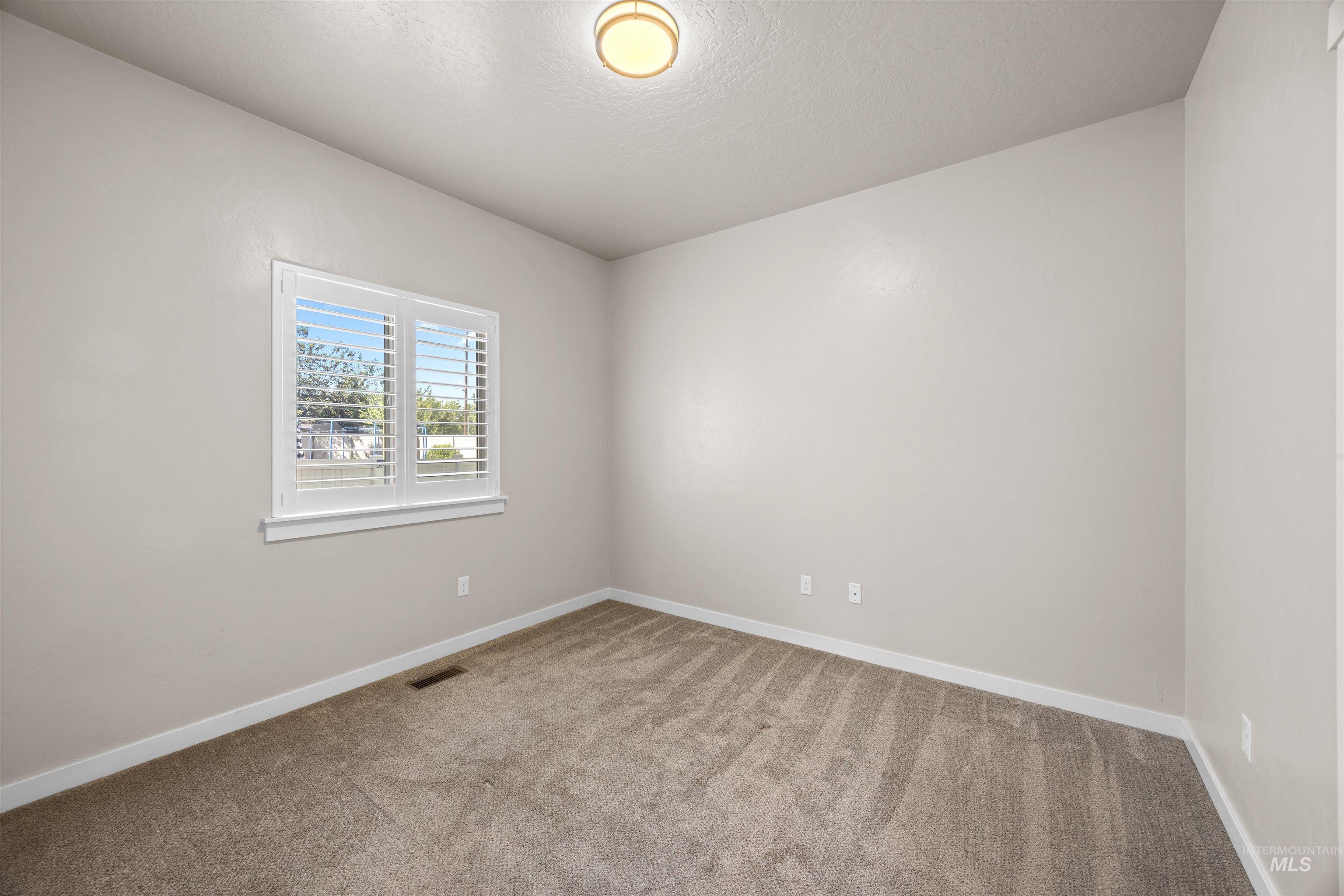4202 W Peak Cloud Dr, Meridian, Idaho 83642, 3 Bedrooms, 2 Bathrooms, Residential For Sale, Price $484,900, 98986064