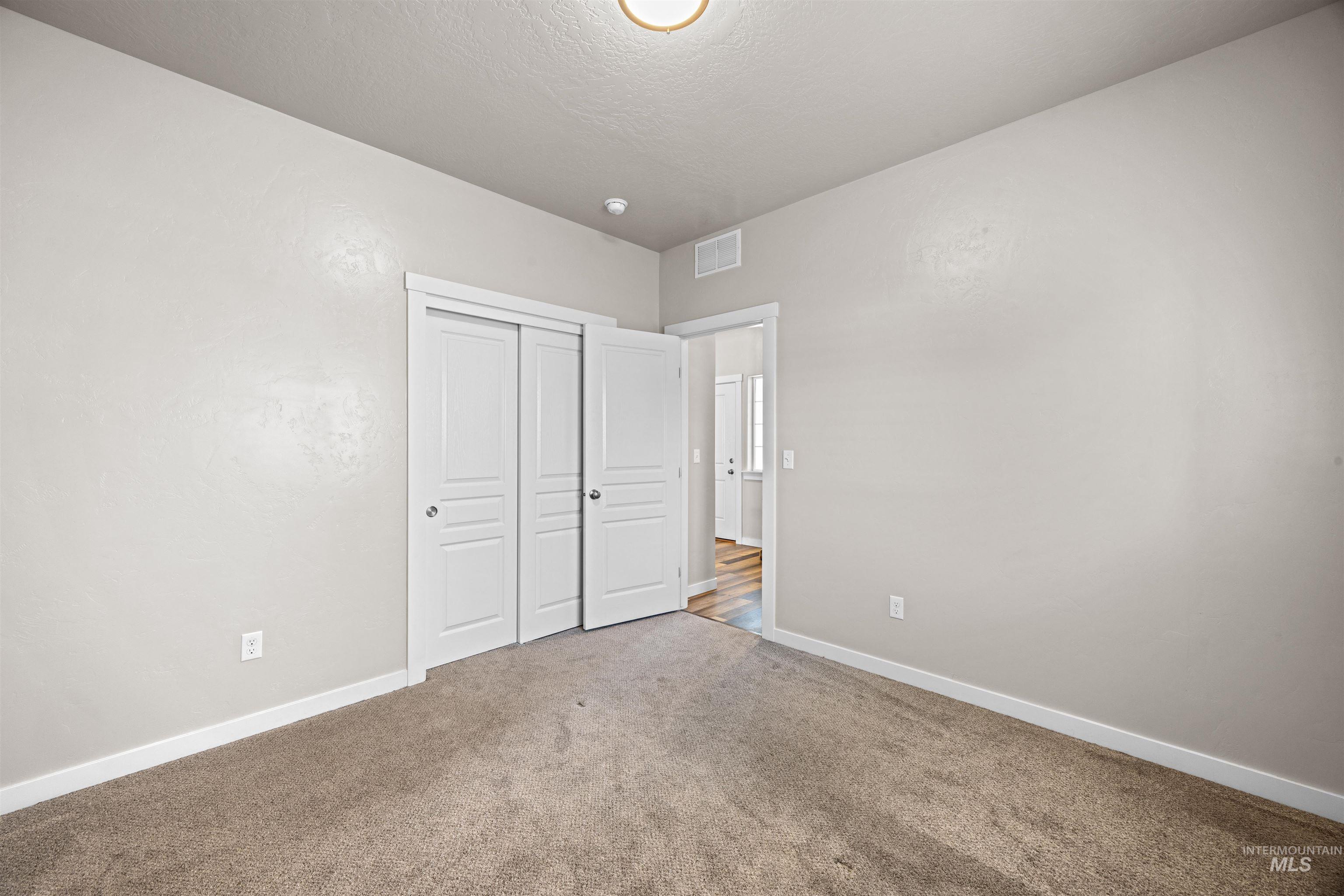 4202 W Peak Cloud Dr, Meridian, Idaho 83642, 3 Bedrooms, 2 Bathrooms, Residential For Sale, Price $484,900, 98986064