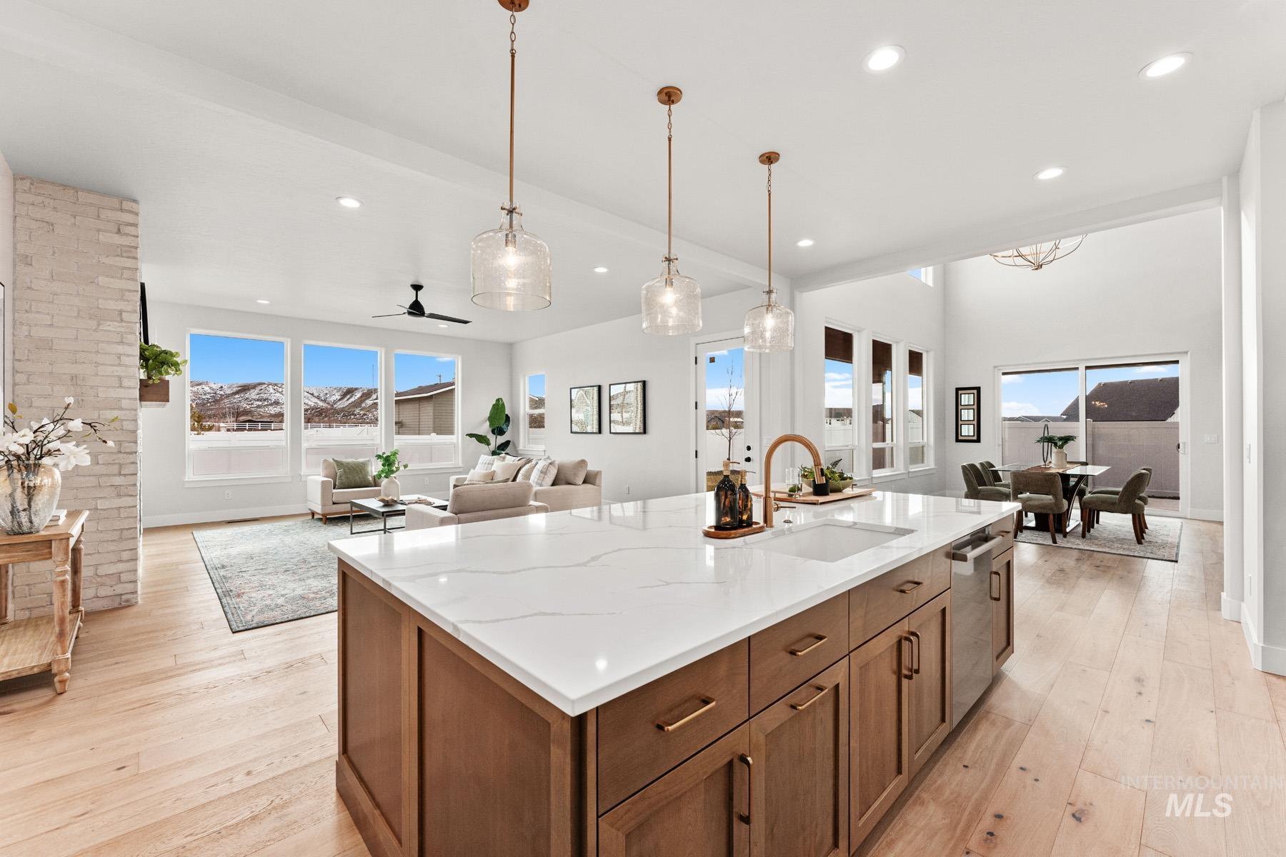3112 E Renwick Dr, Meridian, Idaho 83642, 4 Bedrooms, 4.5 Bathrooms, Residential For Sale, Price $1,138,954, 98986066
