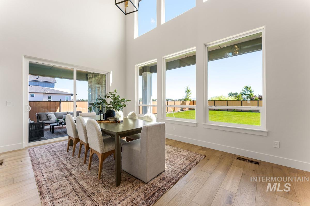 3112 E Renwick Dr, Meridian, Idaho 83642, 4 Bedrooms, 4.5 Bathrooms, Residential For Sale, Price $1,145,270, 98986066