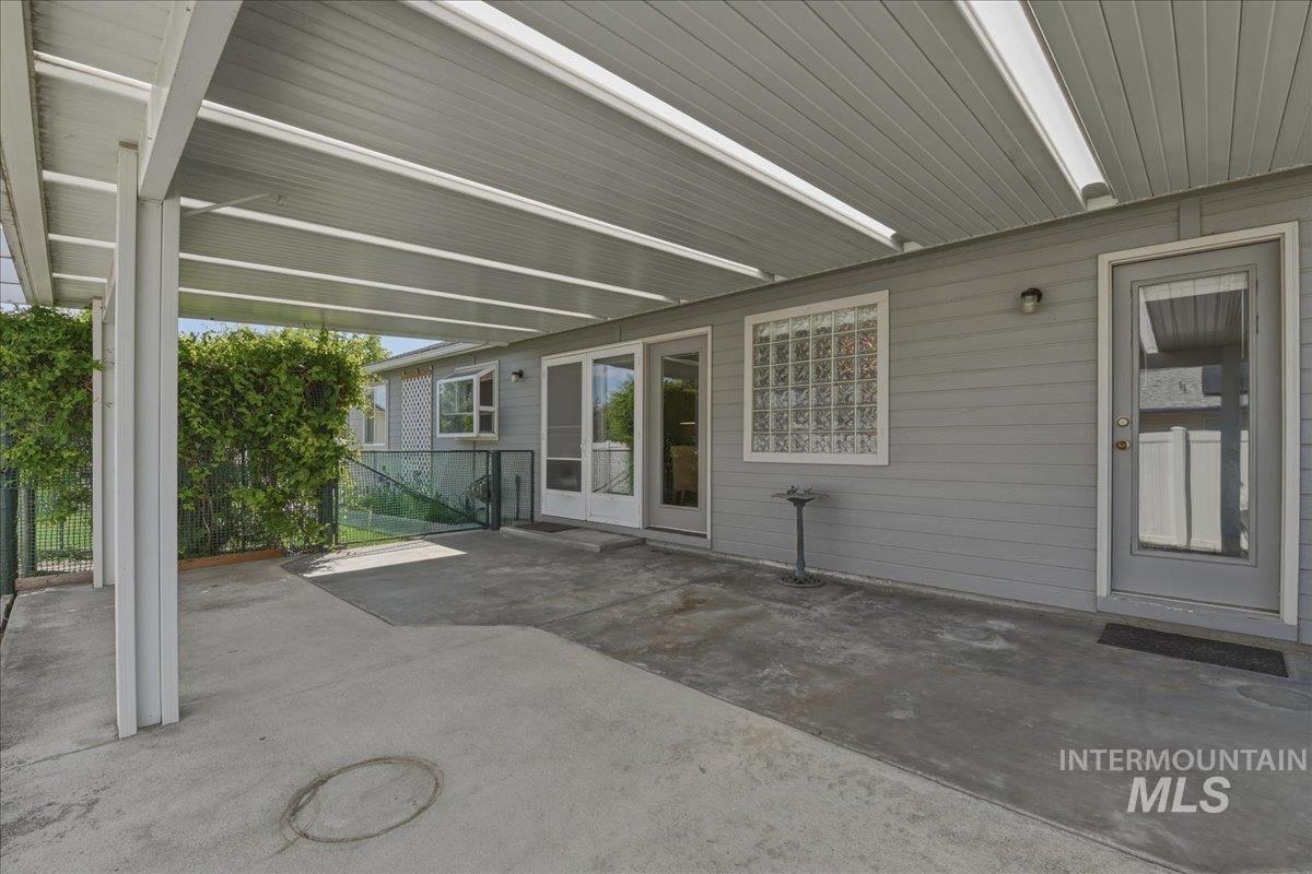 414 Meadowbrook Place, Nampa, Idaho 83686, 3 Bedrooms, 2 Bathrooms, Residential For Sale, Price $425,000, 98986070