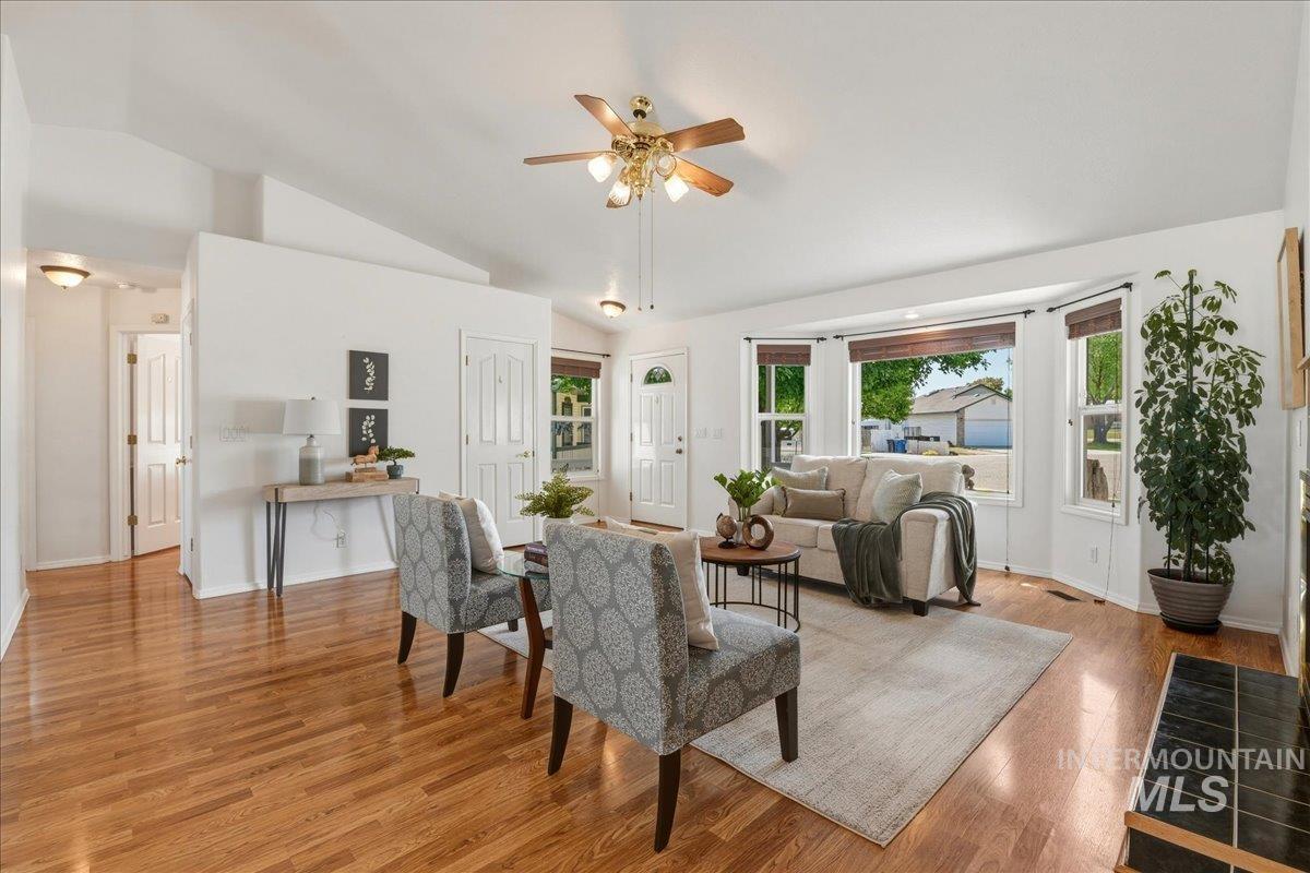 414 Meadowbrook Place, Nampa, Idaho 83686, 3 Bedrooms, 2 Bathrooms, Residential For Sale, Price $425,000, 98986070