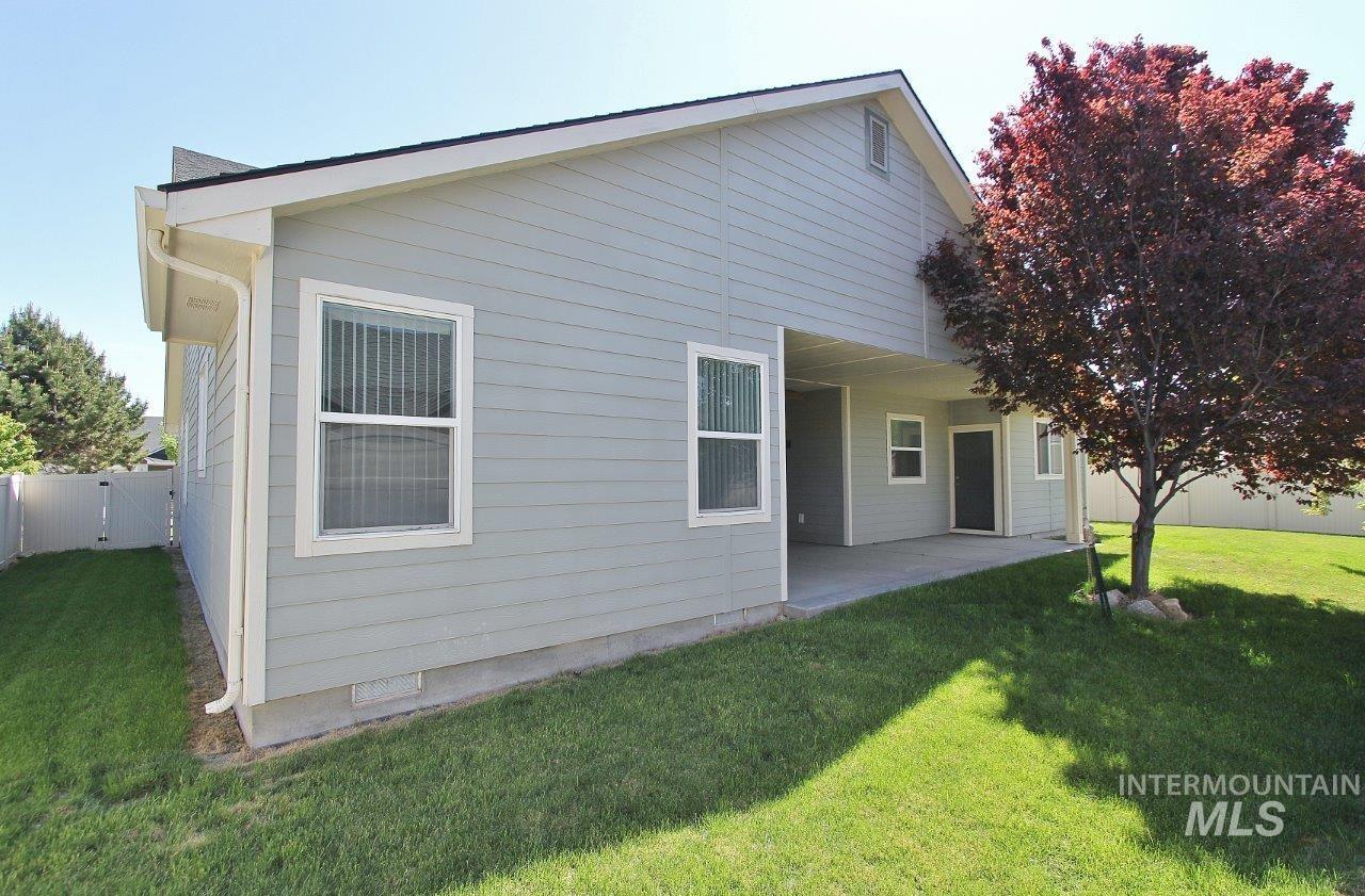 805 W. Arbor Pointe Way, Nampa, Idaho 83686, 5 Bedrooms, 3 Bathrooms, Residential For Sale, Price $619,500, 98986071