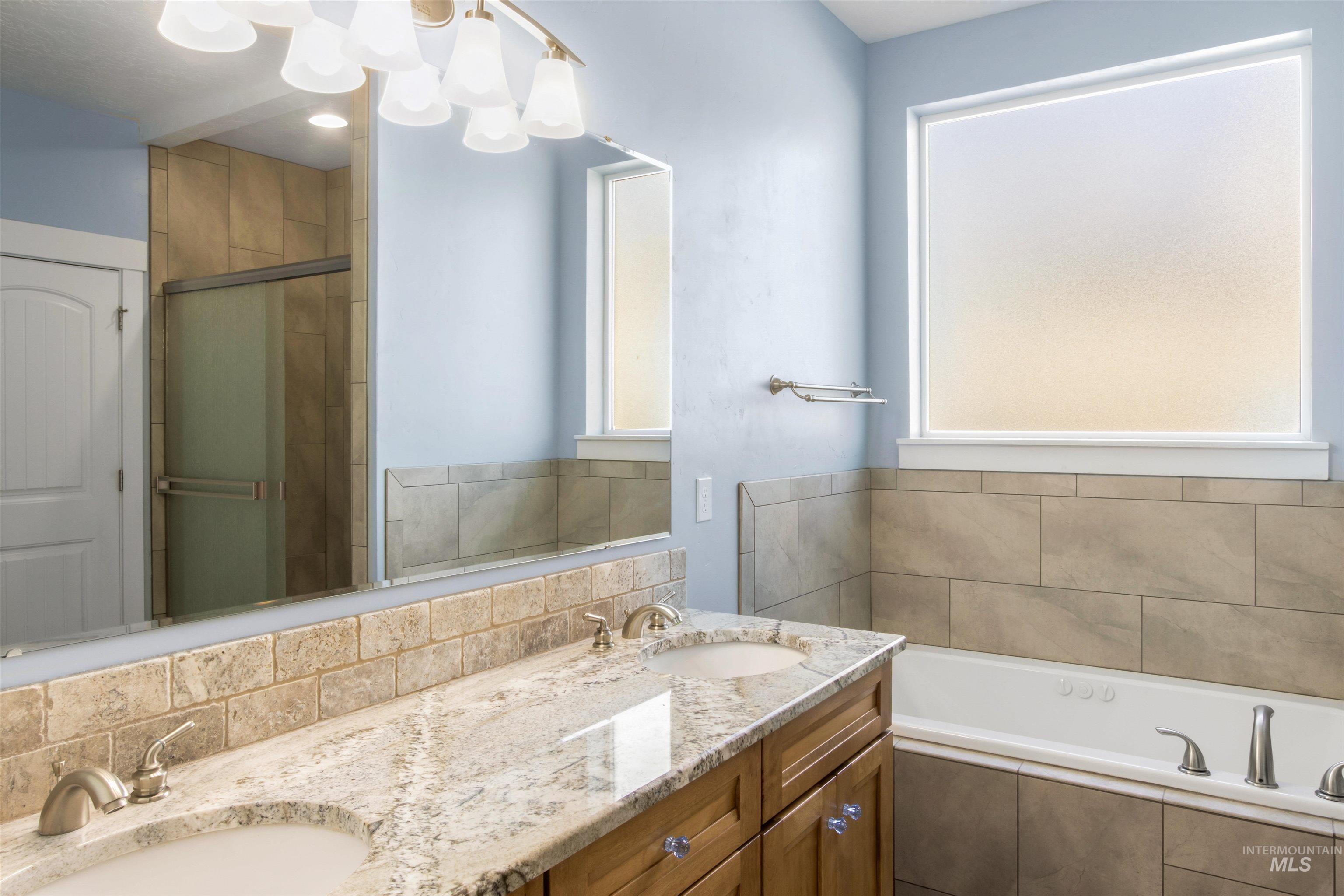 805 W. Arbor Pointe Way, Nampa, Idaho 83686, 5 Bedrooms, 3 Bathrooms, Residential For Sale, Price $538,000,MLS 98986071