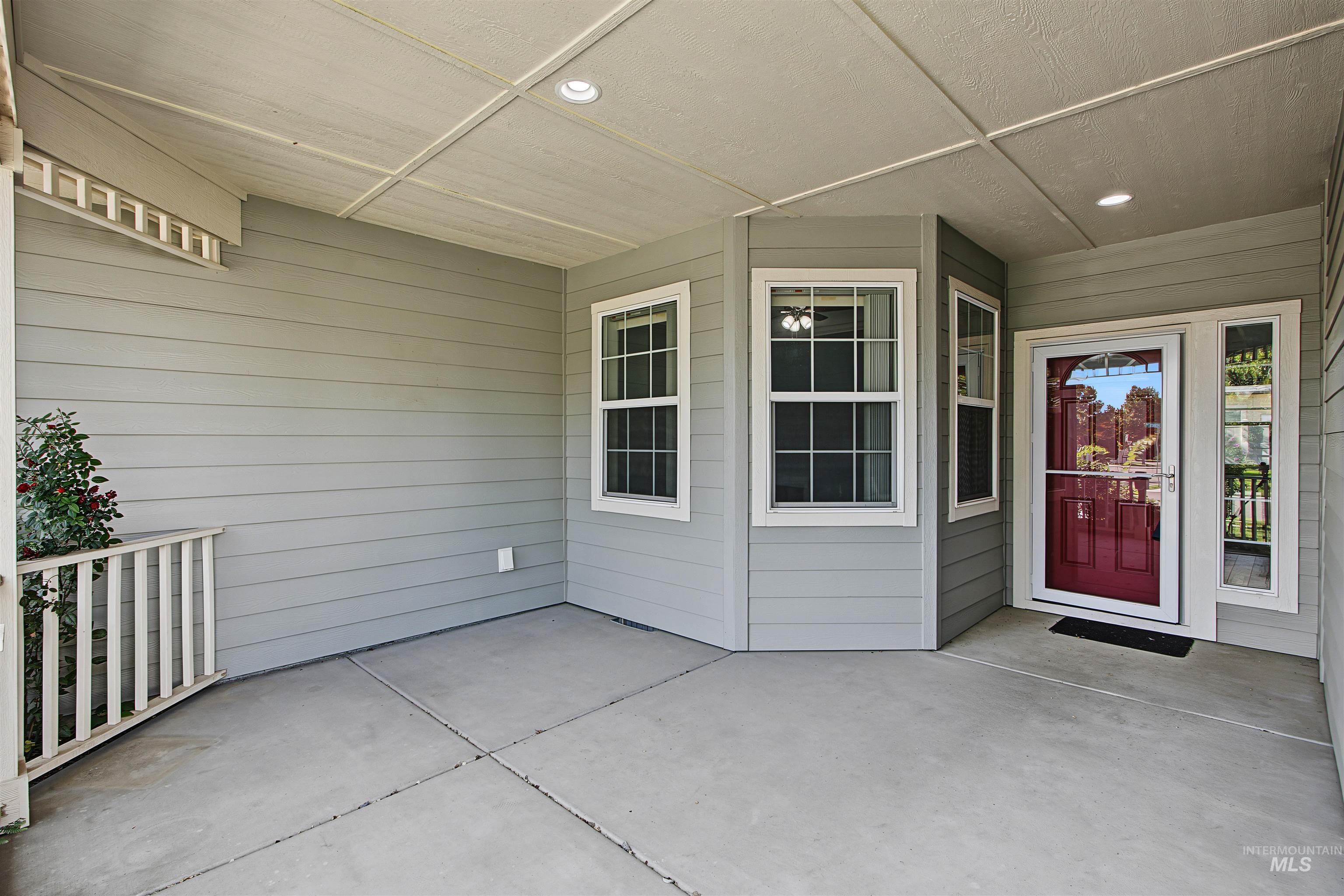 805 W. Arbor Pointe Way, Nampa, Idaho 83686, 5 Bedrooms, 3 Bathrooms, Residential For Sale, Price $538,000,MLS 98986071