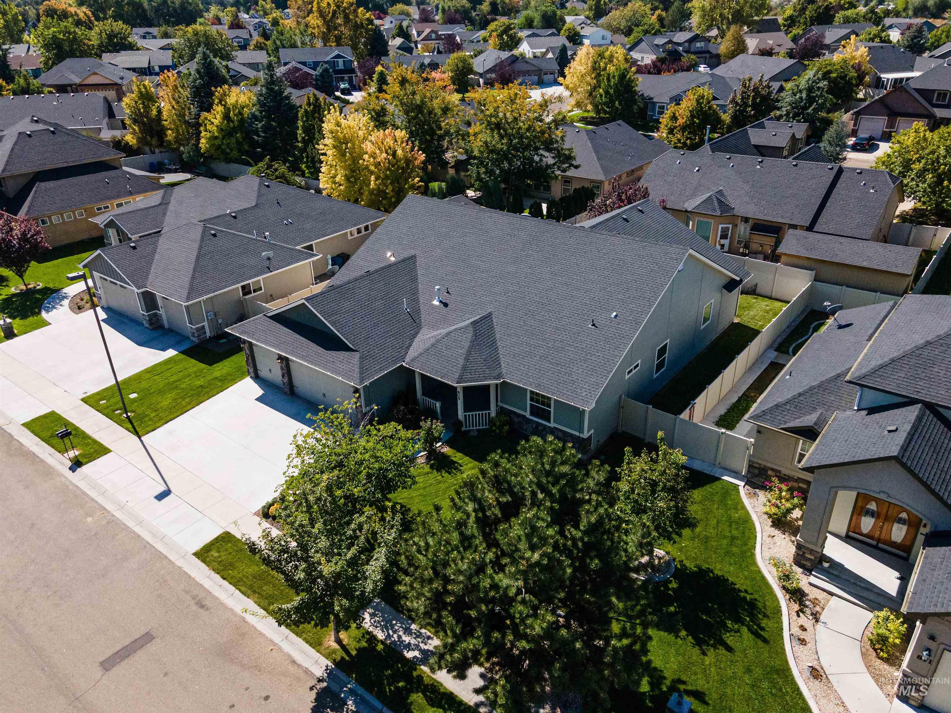 805 W. Arbor Pointe Way, Nampa, Idaho 83686, 5 Bedrooms, 3 Bathrooms, Residential For Sale, Price $538,000,MLS 98986071