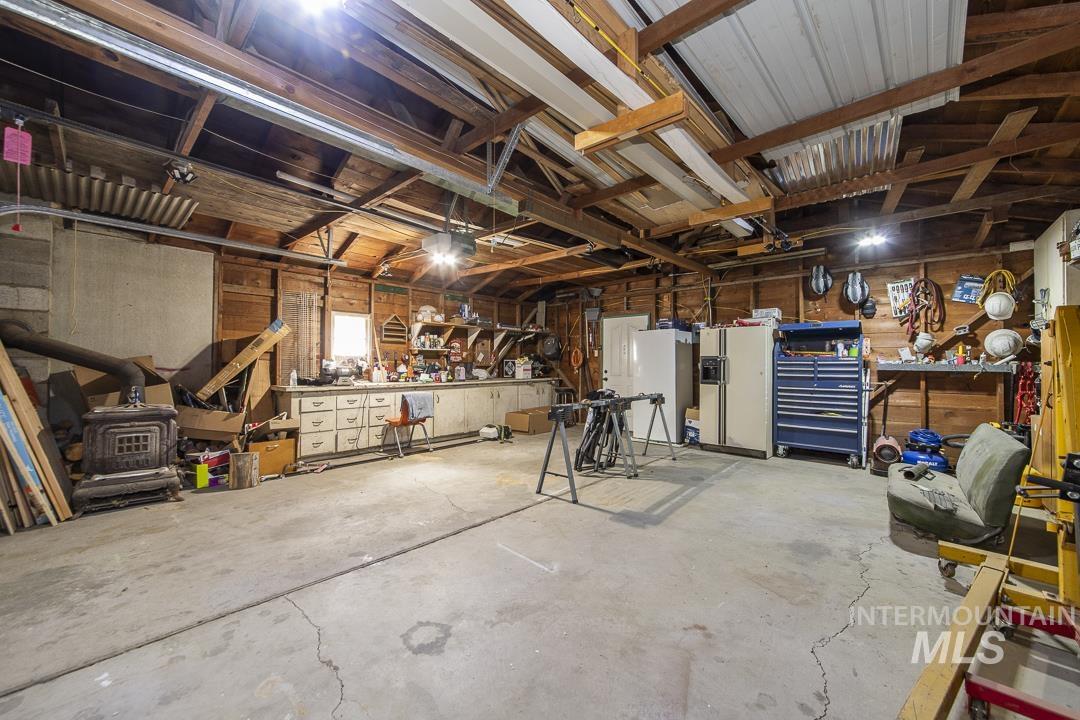 486 W Main St, Vale, Oregon 97918, 2 Bedrooms, 1.5 Bathrooms, Residential For Sale, Price $250,000, 98986072
