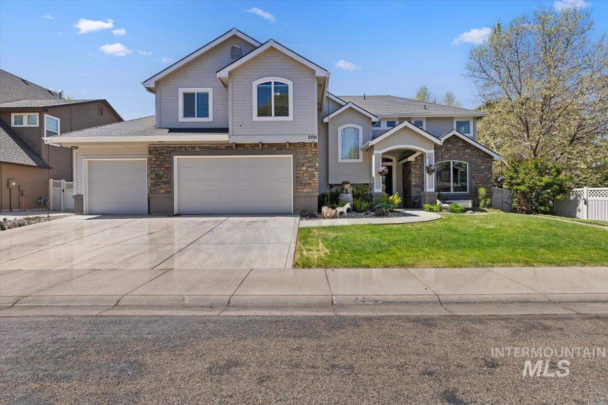 2291 W Windchime Dr, Meridian, Idaho 83646, 5 Bedrooms, 3.5 Bathrooms, Residential For Sale, Price $755,000, 98986076