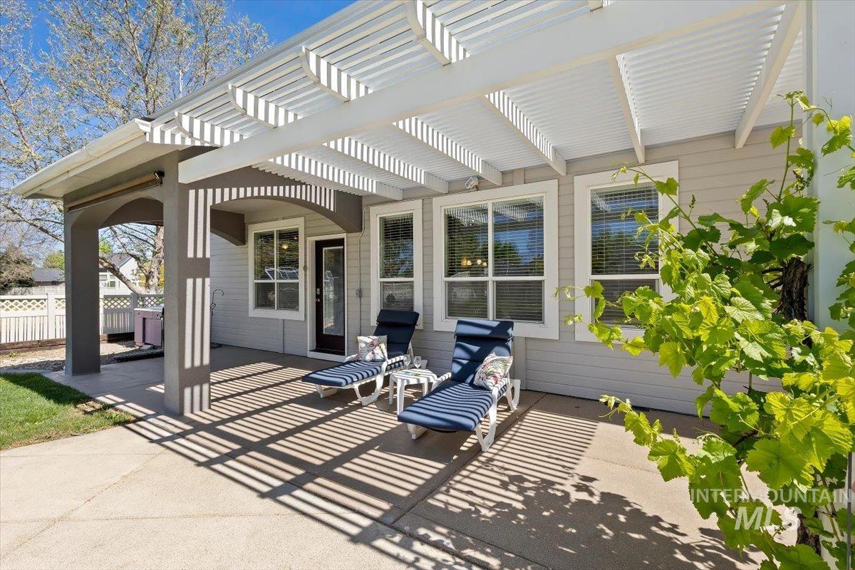 2291 W Windchime Dr, Meridian, Idaho 83646, 5 Bedrooms, 3.5 Bathrooms, Residential For Sale, Price $755,000, 98986076