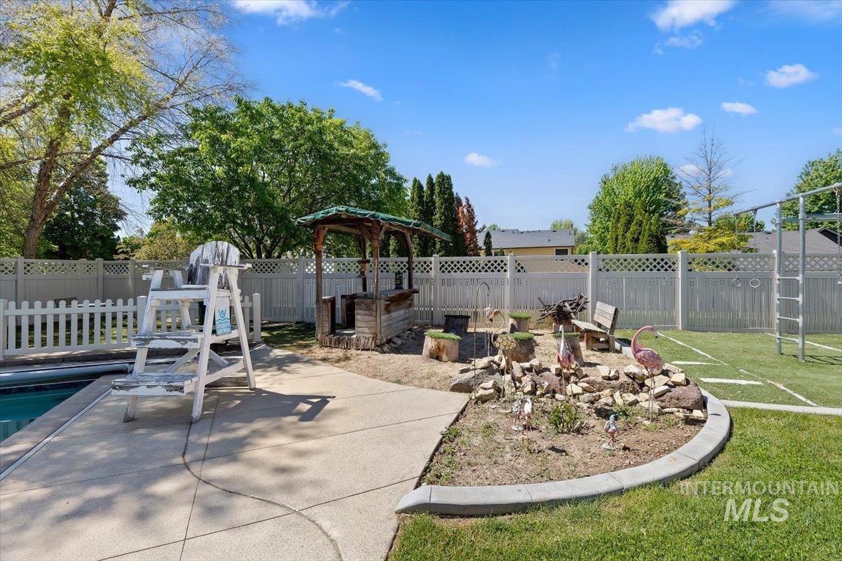 2291 W Windchime Dr, Meridian, Idaho 83646, 5 Bedrooms, 3.5 Bathrooms, Residential For Sale, Price $755,000, 98986076